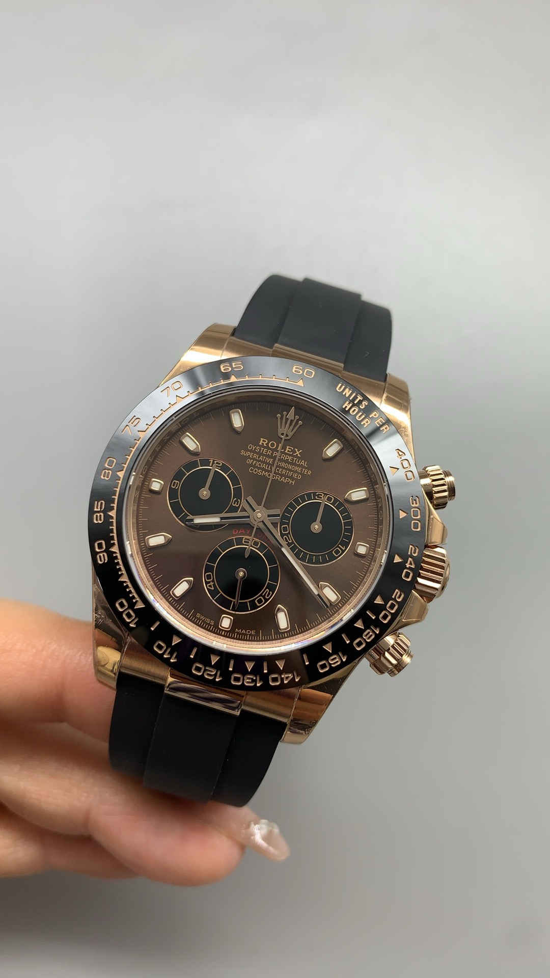 Rolex Daytona 40MM | หน้าปัดสีน้ำตาล (คาปูชิโน่) | ตัวเรือนสแตนเลสเคลือบสีโรสโกลด์ PVD