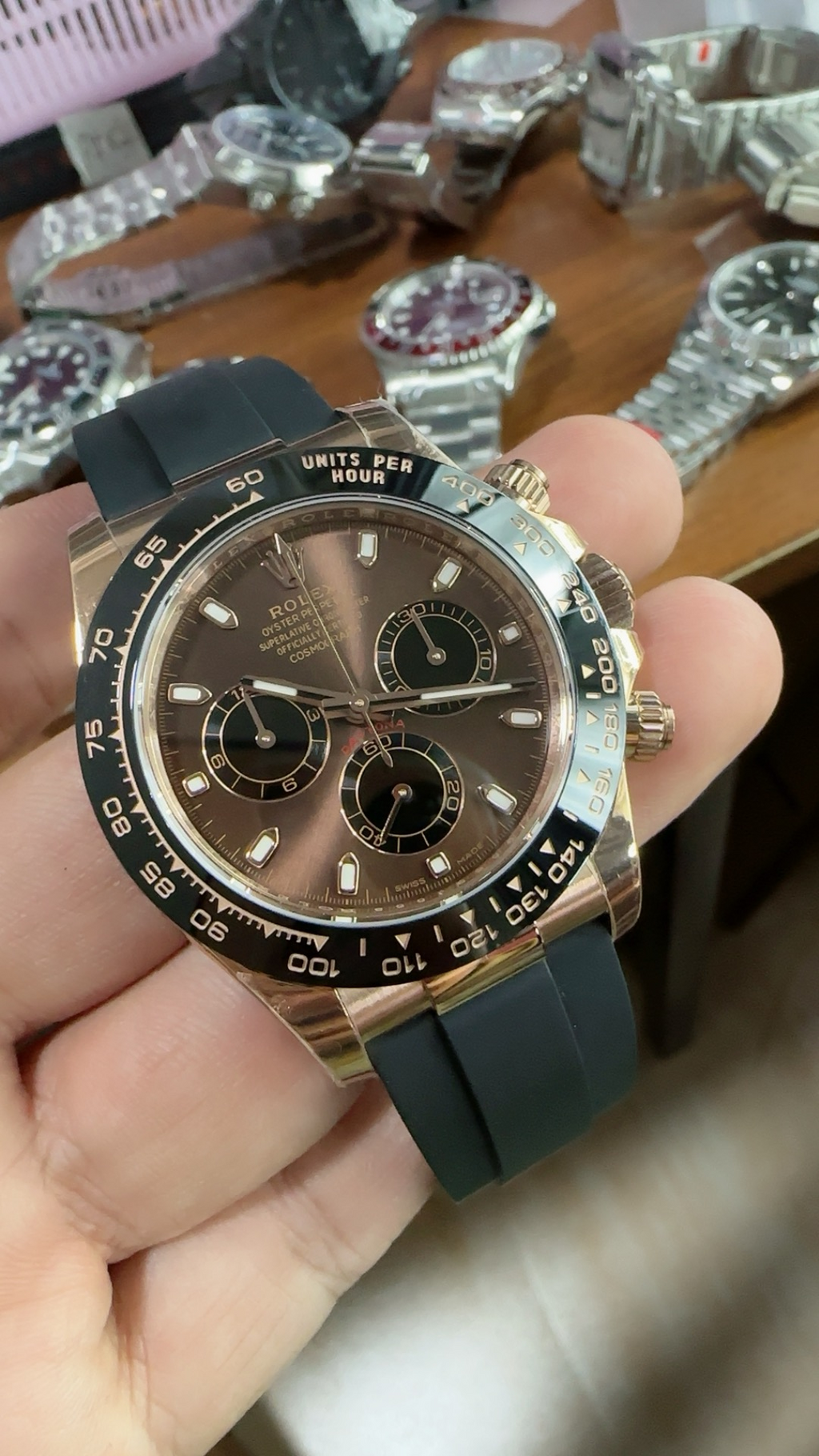 Rolex Daytona 40MM | หน้าปัดสีน้ำตาล (คาปูชิโน่) | ตัวเรือนสแตนเลสเคลือบสีโรสโกลด์ PVD