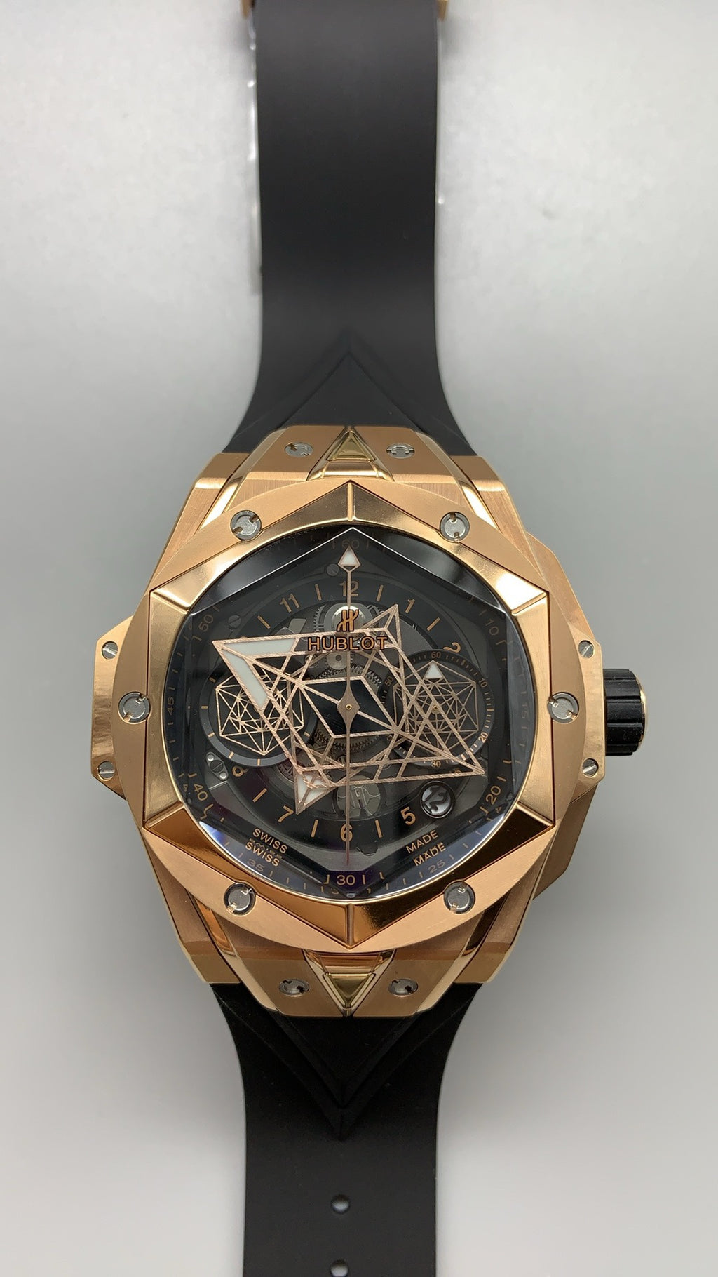 Hublot Big Bang Unico II Sang Bleu | 44MM | ตัวเรือนไทเทเนียม | หน้าปัดสเกเลตันลายเรขาคณิต | จับเวลา Chronograph | กลไกอัตโนมัติ HUB1280