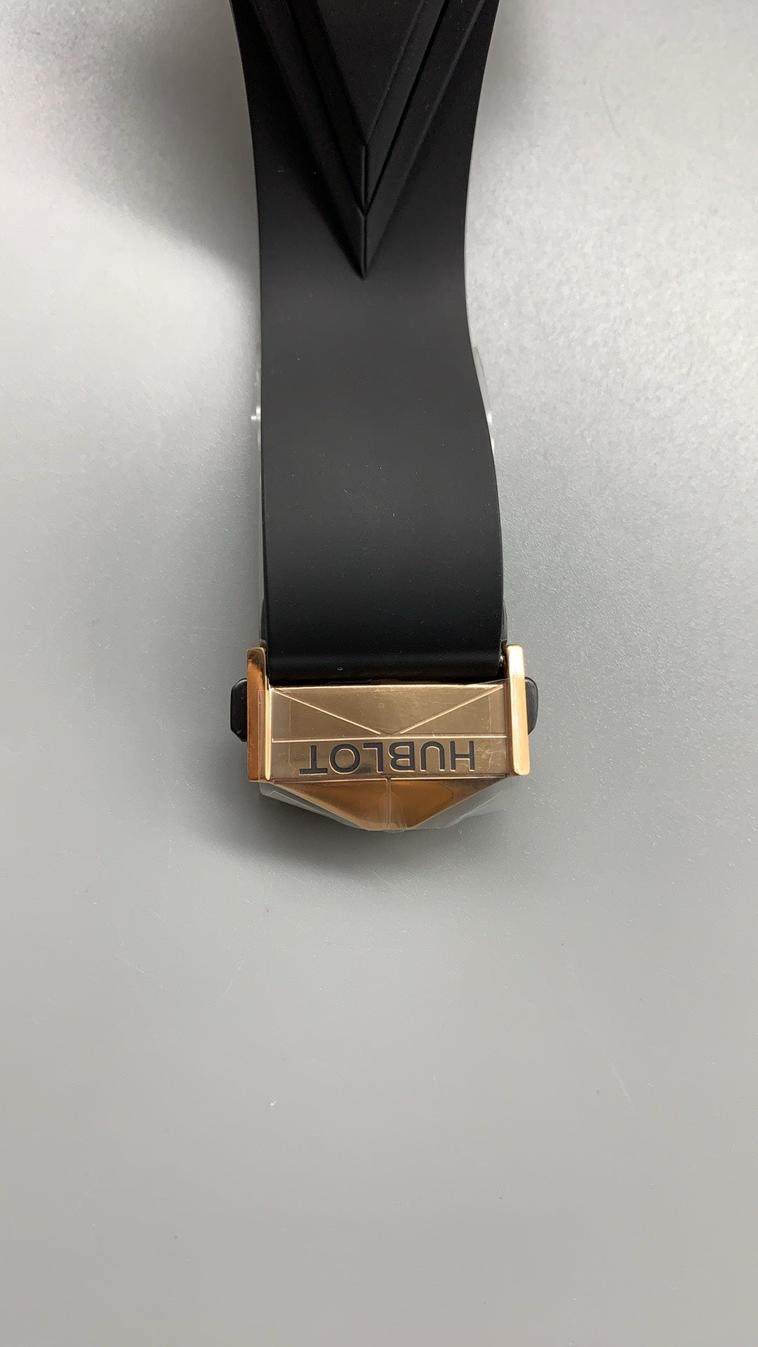 Hublot Big Bang Unico II Sang Bleu | 44MM | ตัวเรือนไทเทเนียม | หน้าปัดสเกเลตันลายเรขาคณิต | จับเวลา Chronograph | กลไกอัตโนมัติ HUB1280