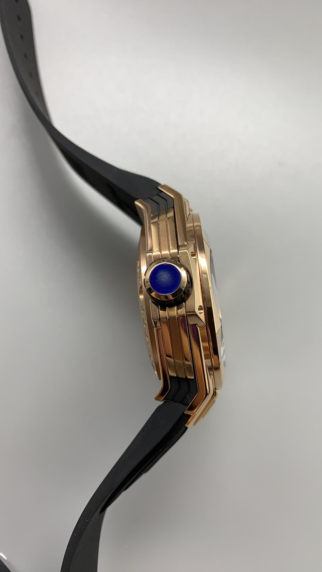 Hublot Big Bang Unico II Sang Bleu | 44MM | ตัวเรือนไทเทเนียม | หน้าปัดสเกเลตันลายเรขาคณิต | จับเวลา Chronograph | กลไกอัตโนมัติ HUB1280