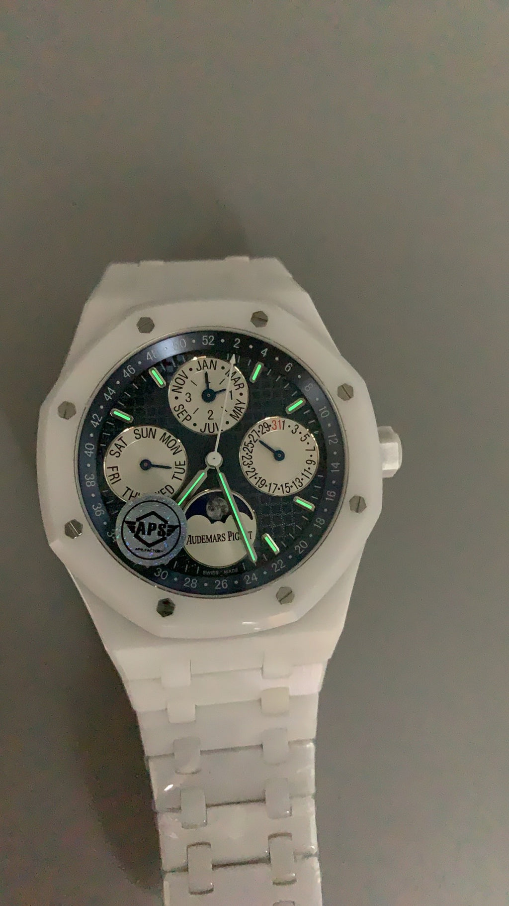 Audemars Piguet Royal Oak Perpetual Calendar 26579CB | 41MM | ตัวเรือนเซรามิกสีขาว | หน้าปัดสีน้ำเงิน | ปฏิทินถาวร (Perpetual Calendar) | กลไกอัตโนมัติ Cal.5134