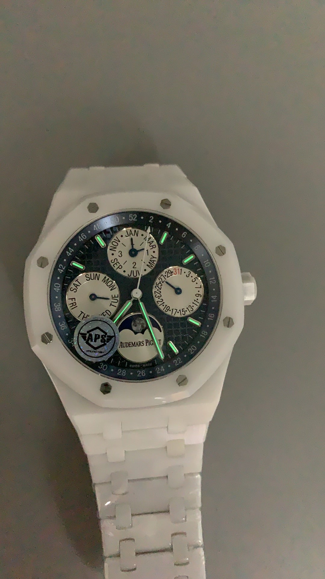 Audemars Piguet Royal Oak Perpetual Calendar 26579CB | 41MM | ตัวเรือนเซรามิกสีขาว | หน้าปัดสีน้ำเงิน | ปฏิทินถาวร (Perpetual Calendar) | กลไกอัตโนมัติ Cal.5134