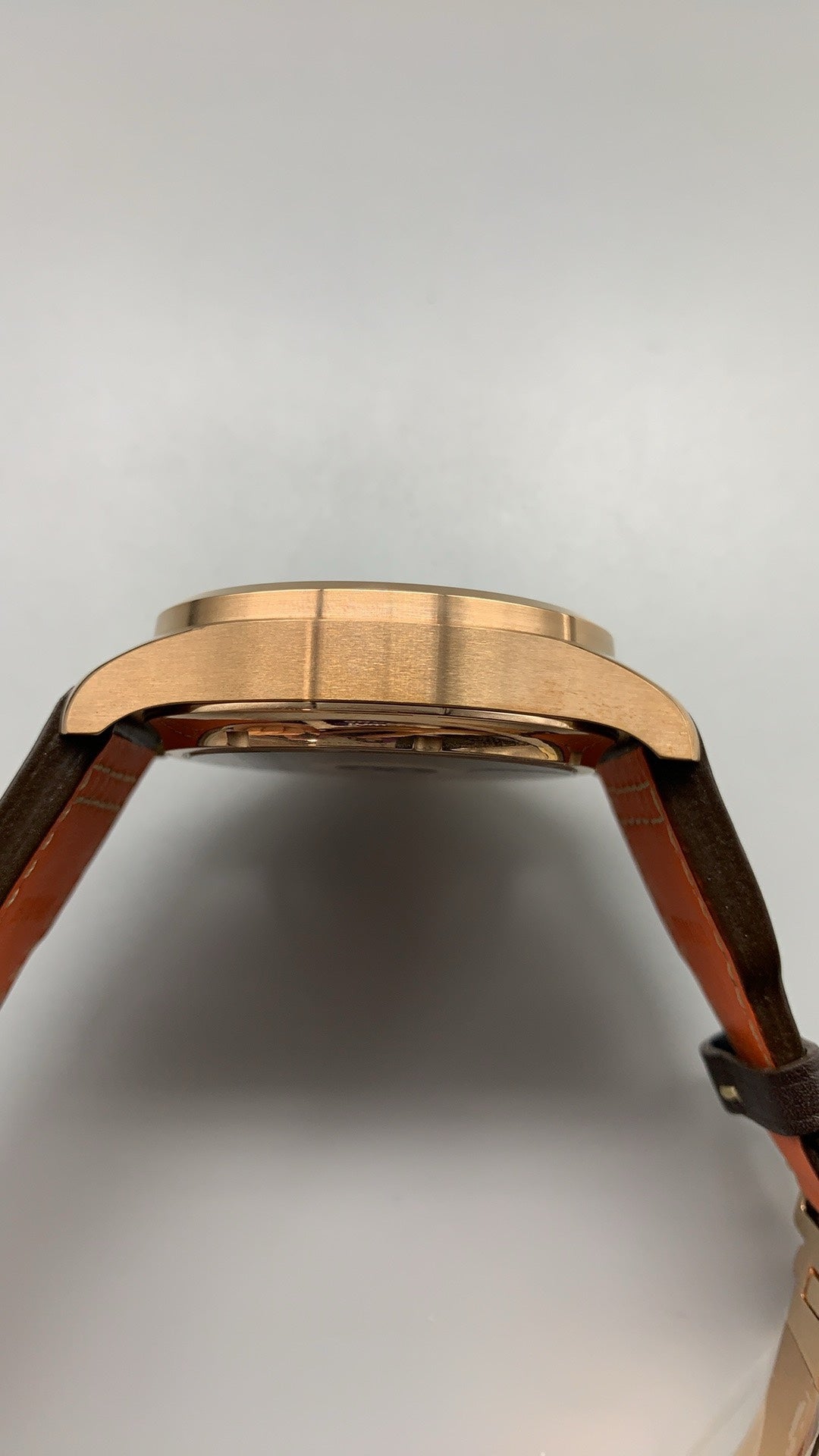 IWC Big Pilot’s Annual Calendar “Le Petit Prince” | 46MM | หน้าปัดสีน้ำเงิน | ตัวเรือนทองกุหลาบ | สายหนังสีน้ำตาล