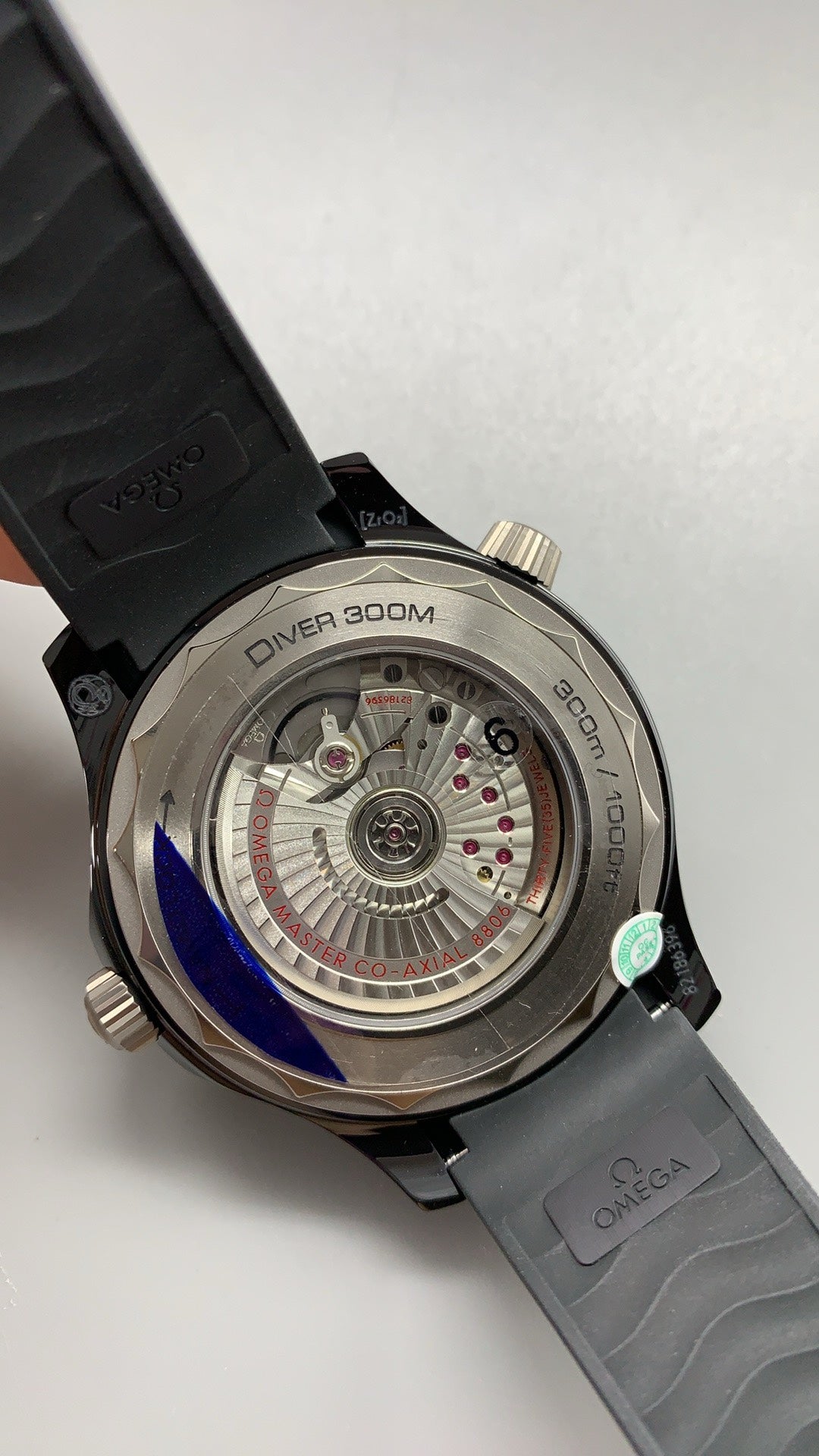 Omega Seamaster Diver 300M 42MM | กลไกอัตโนมัติ Co-Axial Master Chronometer ขนาดตัวเรือน: 42 มม.