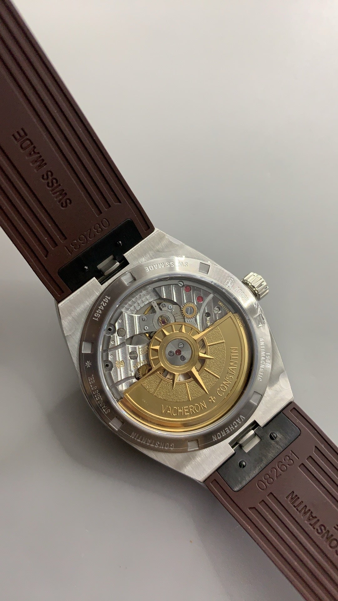 Vacheron Constantin Overseas 4500V | 41MM | ตัวเรือนสแตนเลสสตีล | ฟังก์ชันวันที่ | หน้าปัดสีน้ำตาล | สายยางสีน้ำตาล | กลไกอัตโนมัติ Cal.5100