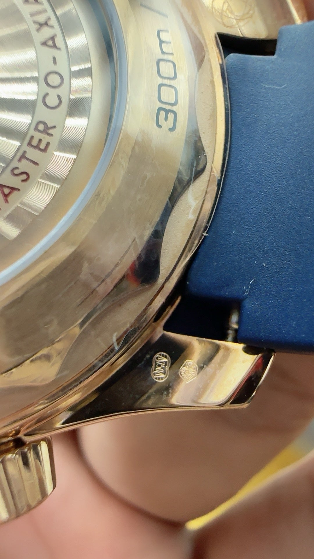 Omega Seamaster Diver 300M 42MM | กลไกอัตโนมัติ Co-Axial Master Chronometer ขนาดตัวเรือน: 42 มม.