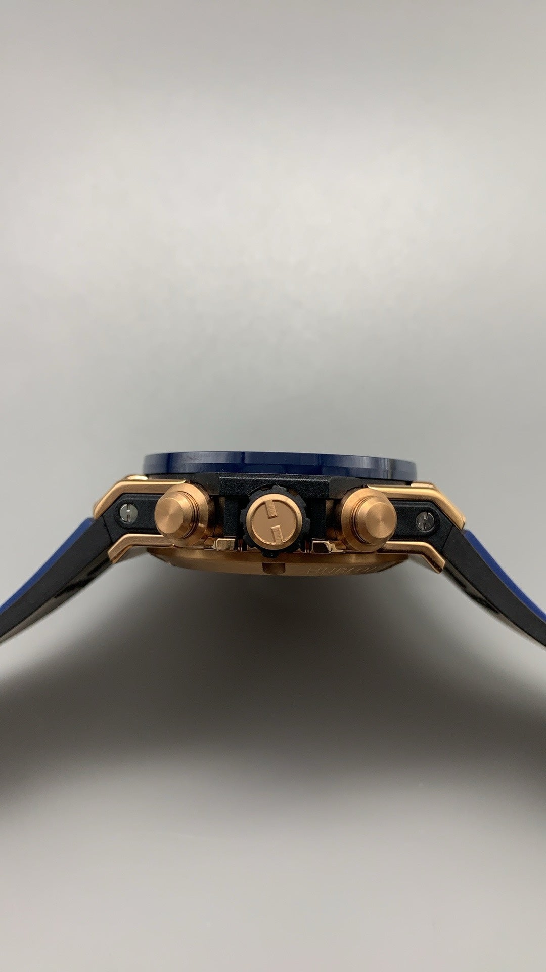 Hublot Big Bang Chronograph | 44MM | ตัวเรือนไทเทเนียม/สแตนเลสสตีล | หน้าปัดสเกเลตัน | จับเวลา Chronograph | กลไกอัตโนมัติ HUB4100