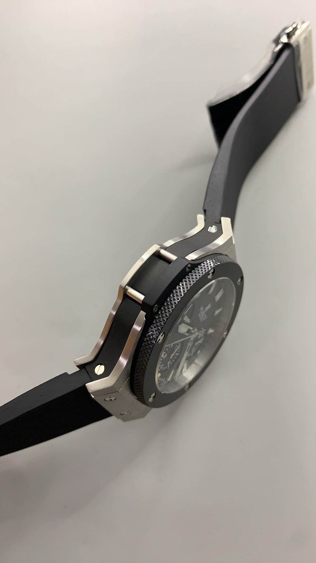 Hublot Big Bang Chronograph | 44MM | ตัวเรือนไทเทเนียม/สแตนเลสสตีล | หน้าปัดสเกเลตัน | จับเวลา Chronograph | กลไกอัตโนมัติ HUB4100