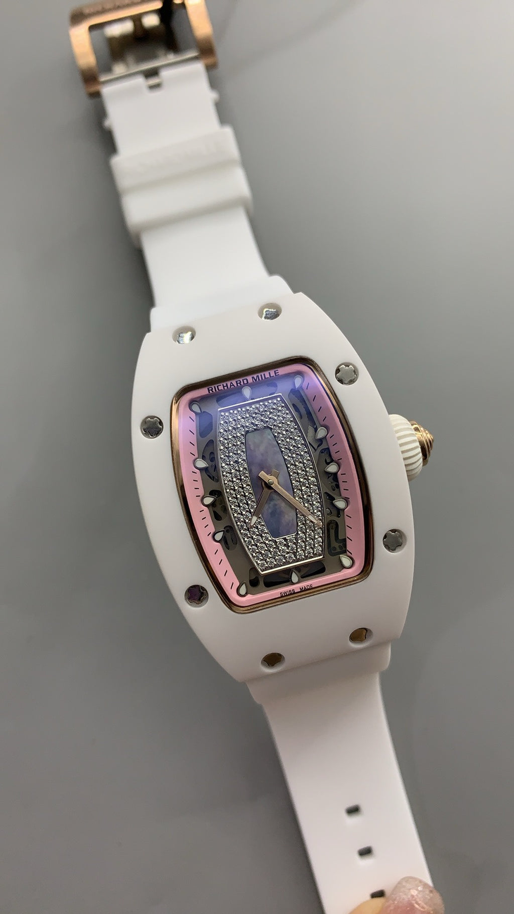 Richard Mille RM07-01 | 31MM | ตัวเรือนเซรามิกสีขาว + โครงสร้างโรสโกลด์ | หน้าปัดสเกเลตัน | กลไกอัตโนมัติ CRMA2