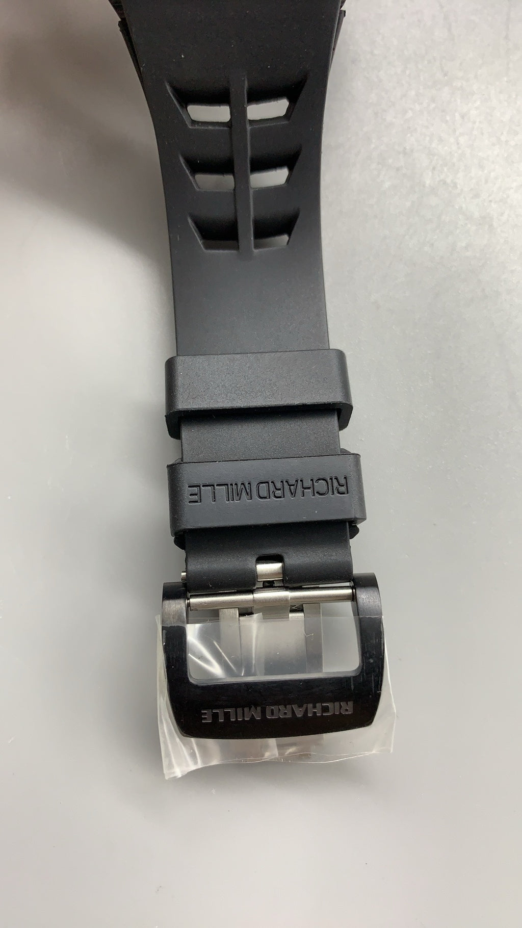 Richard Mille RM66 | 42MM | ตัวเรือนไทเทเนียมเกรด 5 + เคลือบ PVD สีโรสโกลด์ | หน้าปัดรูปมือโครงกระดูก (Skeleton Hand) | กลไกไขลานมือ Flying Tourbillon