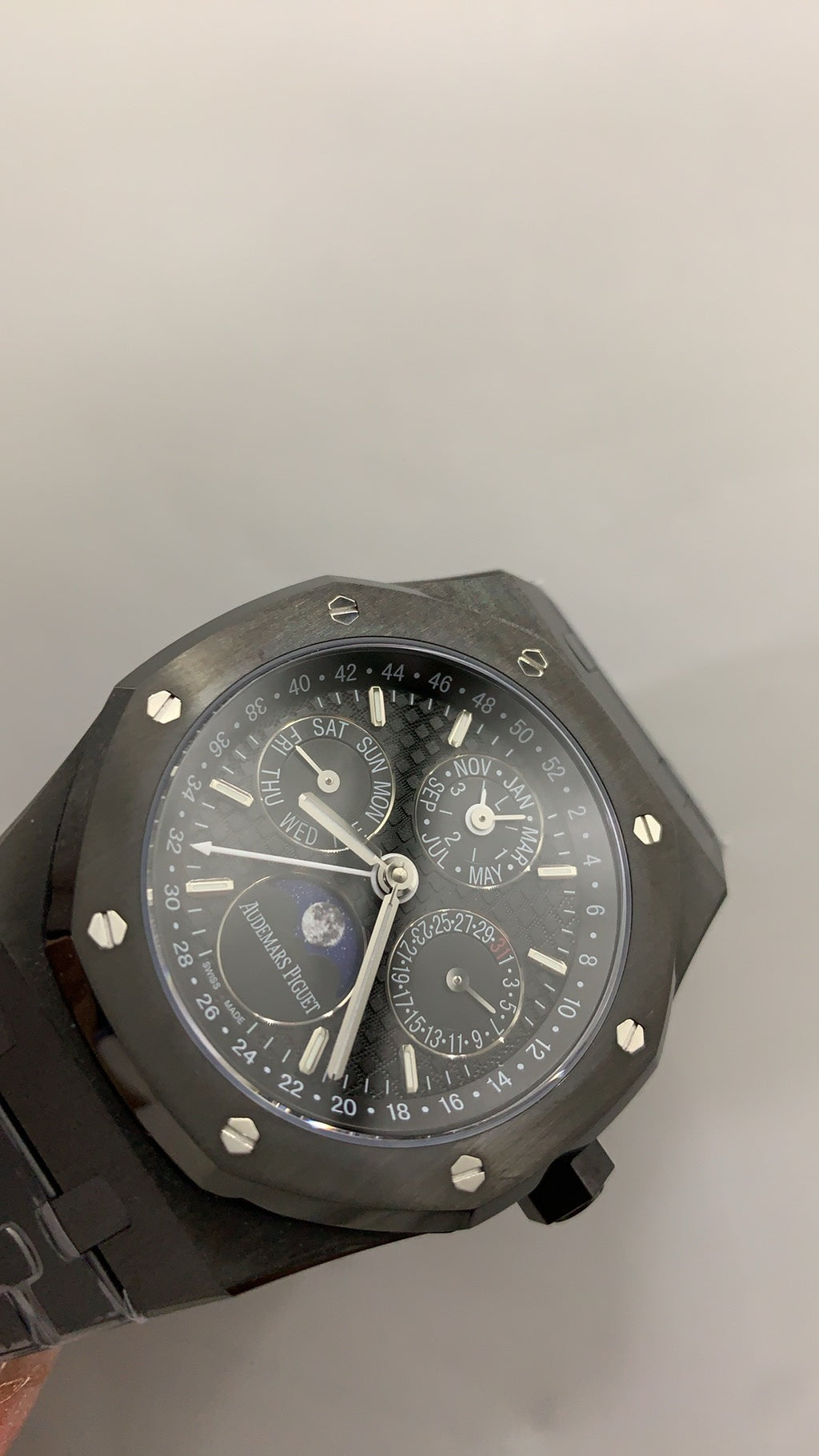 Audemars Piguet Royal Oak Perpetual Calendar 26579CE | 41MM | ตัวเรือนเซรามิกสีดำ | ปฏิทินถาวร (Perpetual Calendar) | กลไกอัตโนมัติ Cal.5134