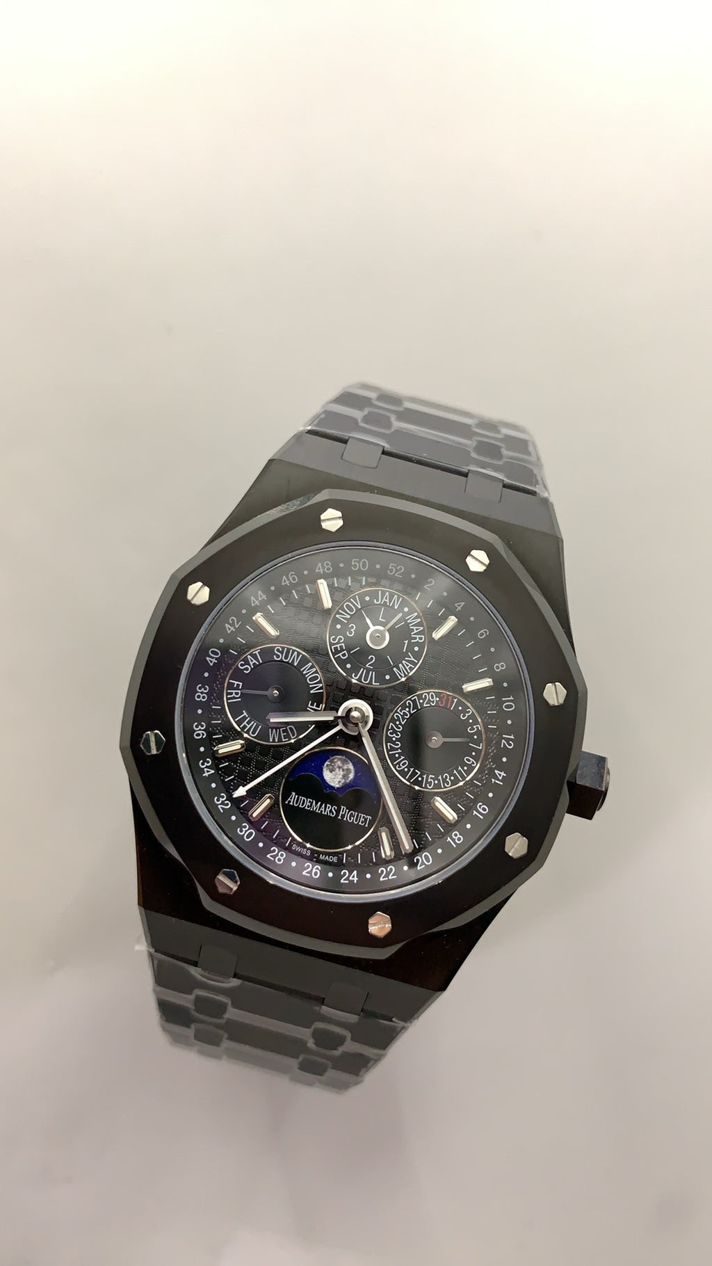 Audemars Piguet Royal Oak Perpetual Calendar 26579CE | 41MM | ตัวเรือนเซรามิกสีดำ | ปฏิทินถาวร (Perpetual Calendar) | กลไกอัตโนมัติ Cal.5134