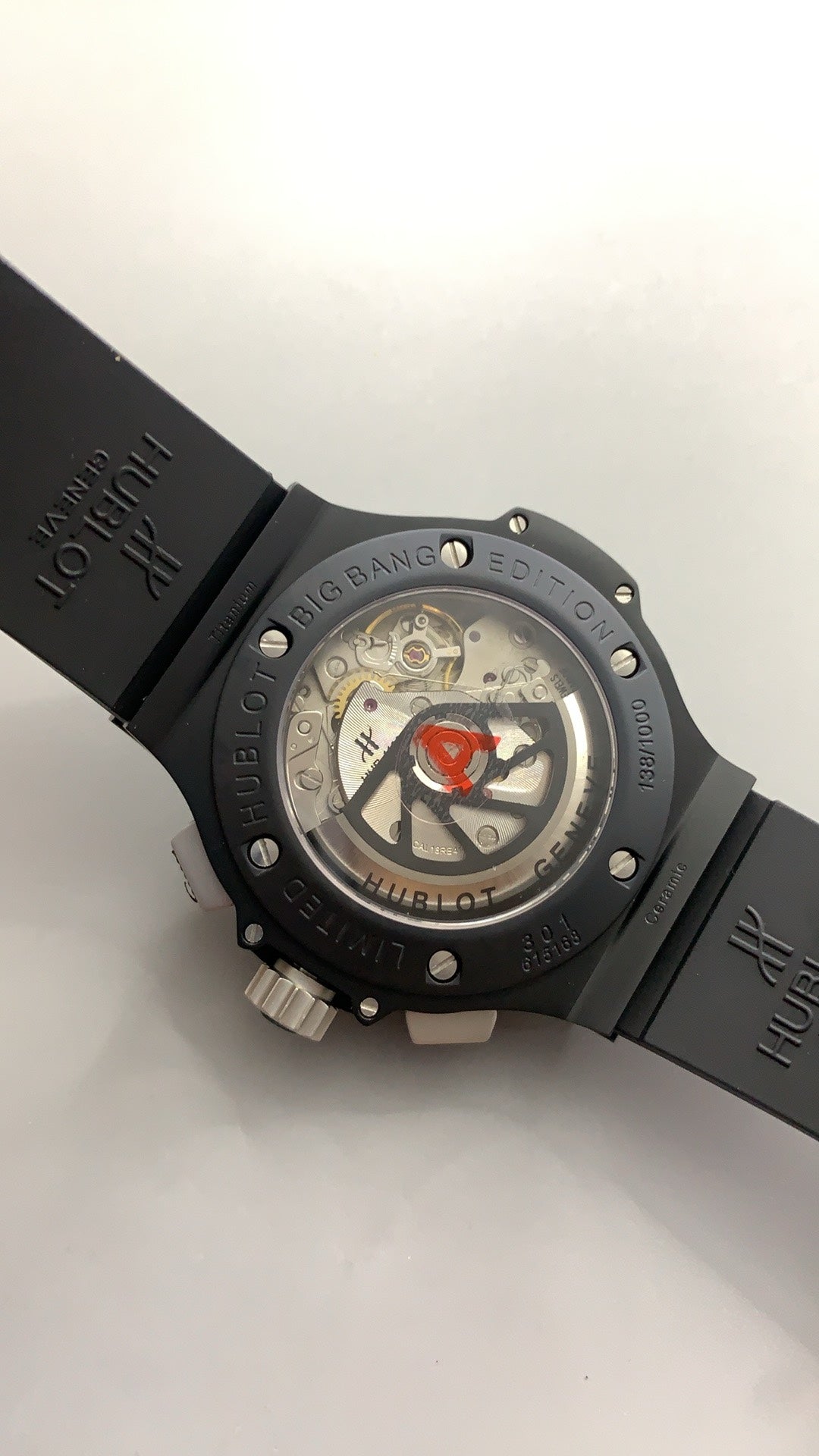 Hublot Big Bang Chronograph | 44MM | ตัวเรือนไทเทเนียม/สแตนเลสสตีล | หน้าปัดสเกเลตัน | จับเวลา Chronograph | กลไกอัตโนมัติ HUB4100