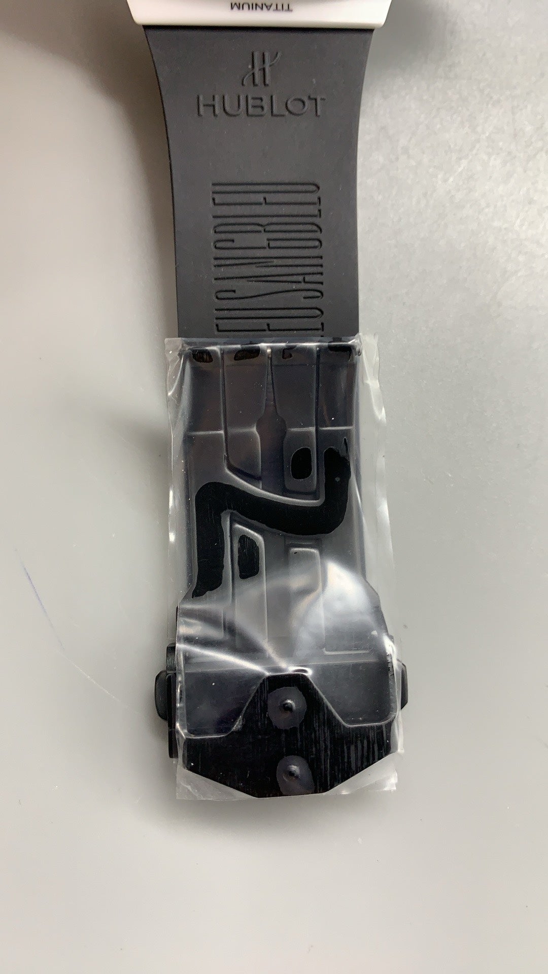 Hublot Big Bang Unico II Sang Bleu | 44MM | ตัวเรือนเซรามิกทั้งเรือน | หน้าปัดสเกเลตันลายเรขาคณิต | จับเวลา Chronograph | กลไกอัตโนมัติ HUB1280