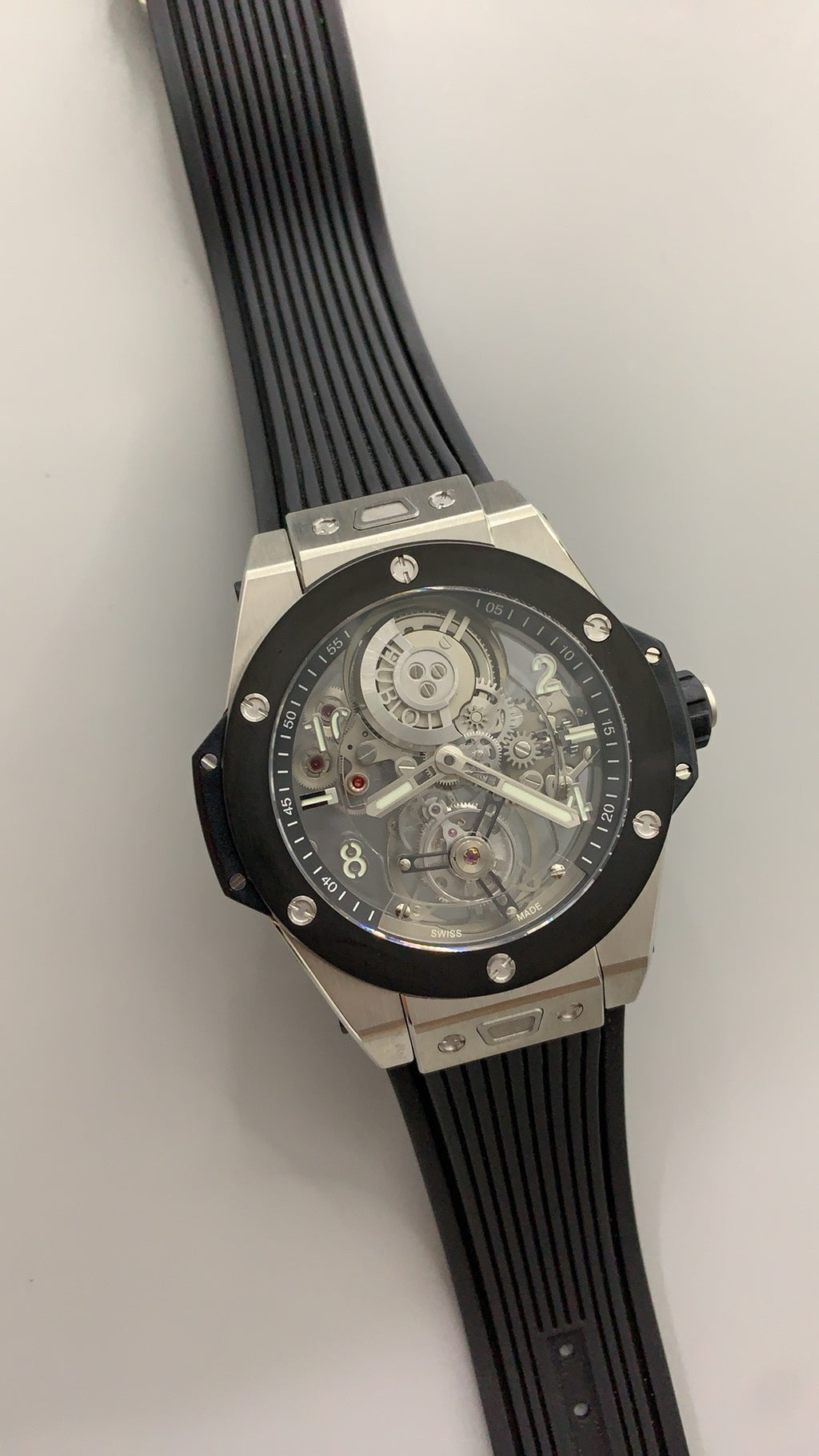 Hublot Big Bang Tourbillon | 44MM | ตัวเรือนไทเทเนียม | หน้าปัดสเกเลตัน | ระบบ Flying Tourbillon | กลไกไขลานมือ HUB6011