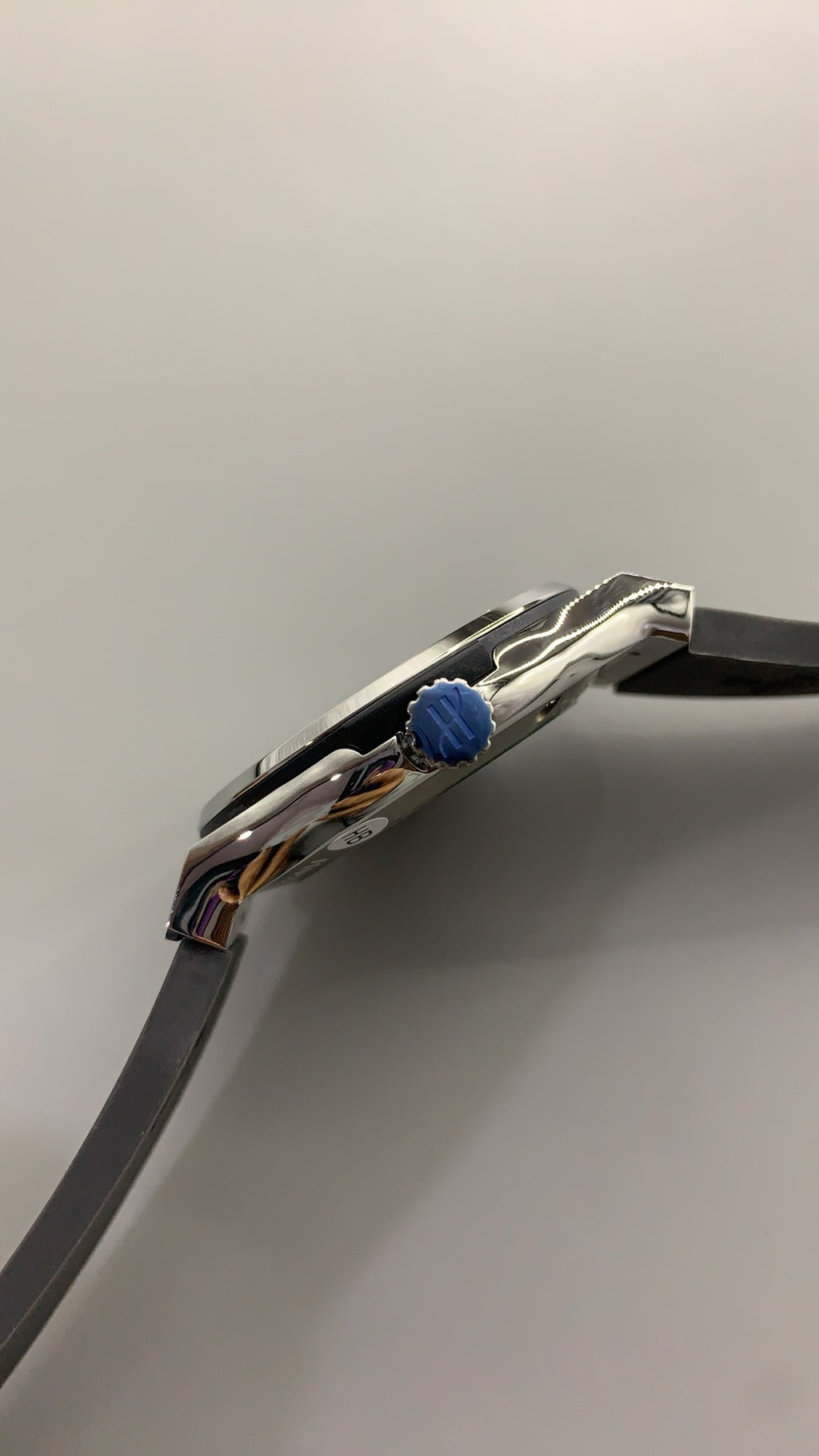 Hublot Classic Fusion | 42MM | ตัวเรือนไทเทเนียม | หน้าปัดสีเทา | กลไกอัตโนมัติ HUB1110