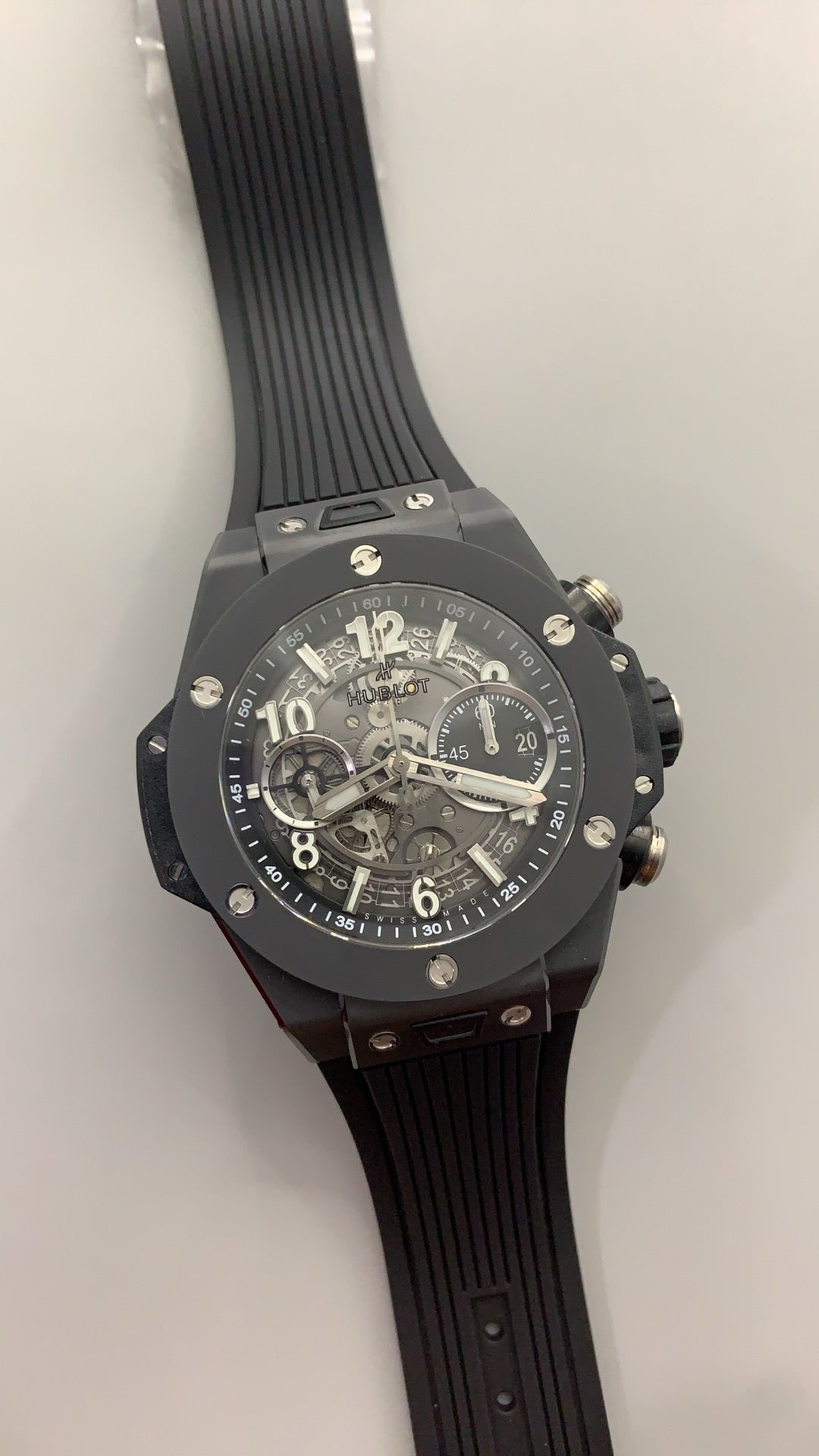Hublot Big Bang Chronograph | 44MM | ตัวเรือนเซรามิกสีดำ | หน้าปัดสเกเลตัน | จับเวลา Chronograph | กลไกอัตโนมัติ HUB4100