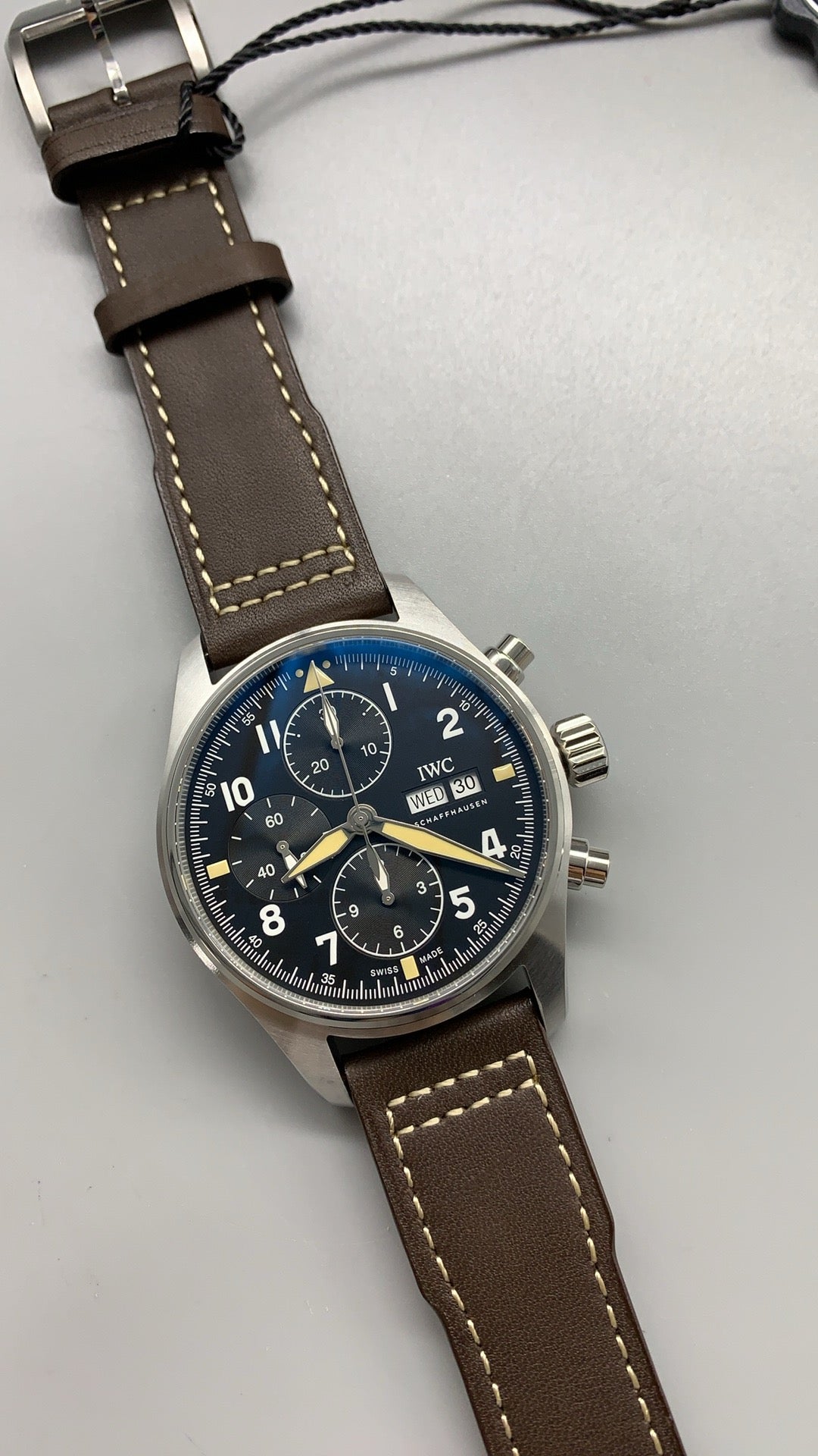 IWC Pilot’s Chronograph | 41MM | หน้าปัดสีดำ | สายหนังสีน้ำตาล