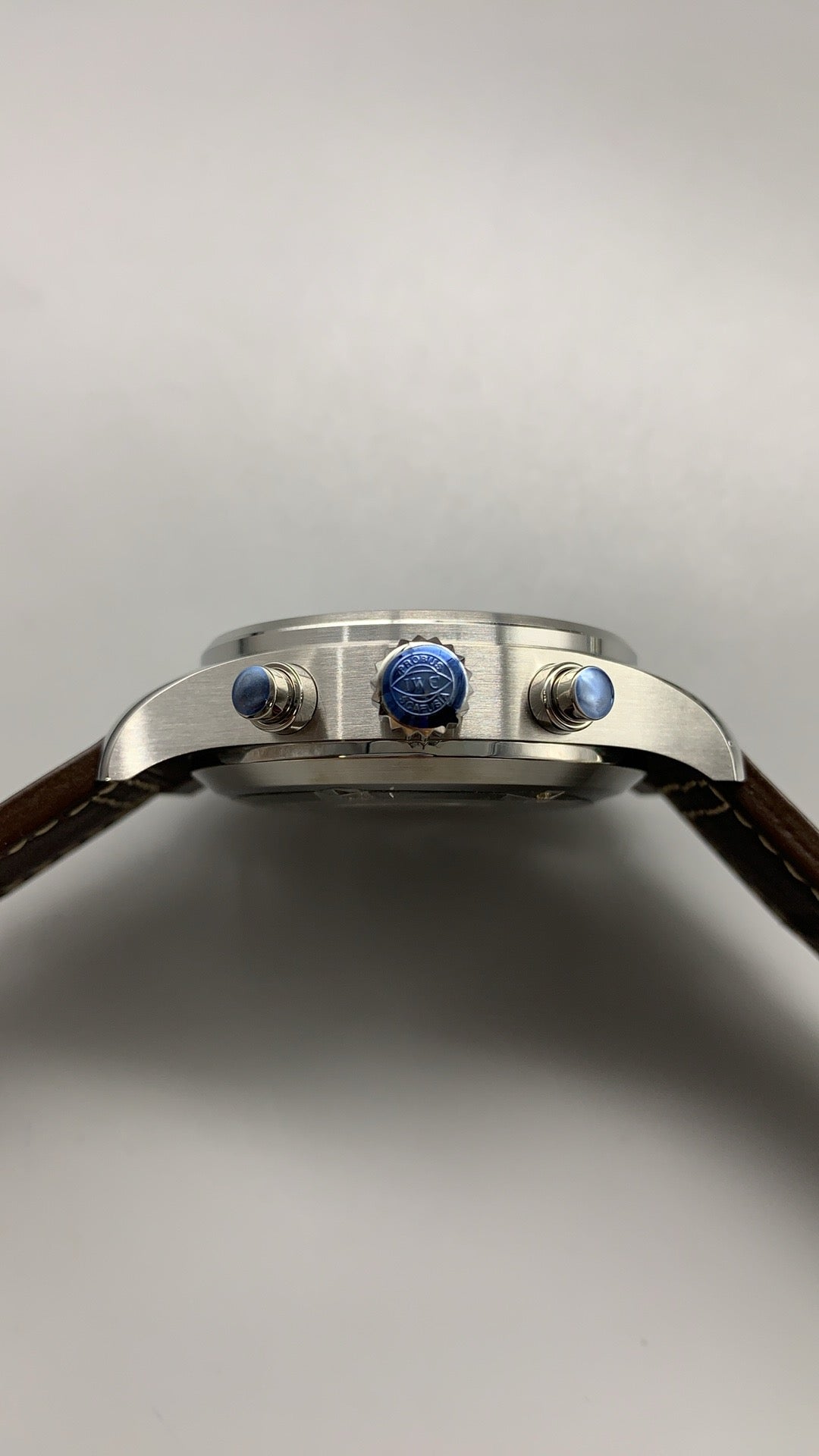 IWC Pilot’s Chronograph | 41MM | หน้าปัดสีดำ | สายหนังสีน้ำตาล