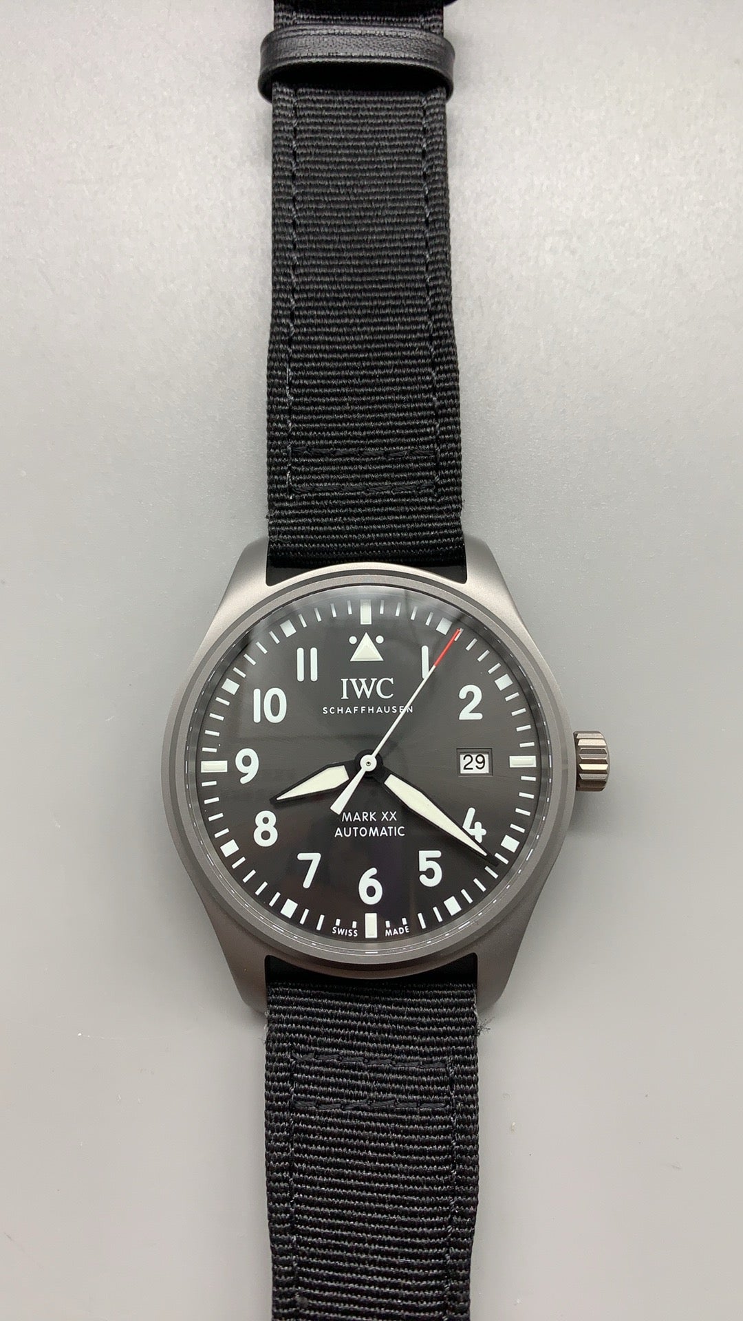 IWC Mark XX | 40MM | ตัวเรือนไทเทเนียม | น้ำหนักเบา แข็งแรง