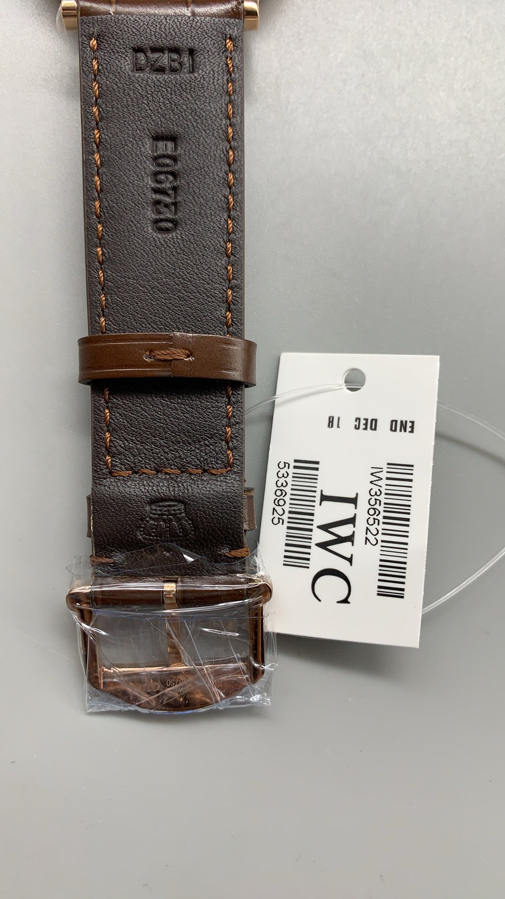 IWC Portofino Automatic | 40MM | หน้าปัดสีน้ำเงิน | ขอบโรสโกลด์ | สายหนังสีน้ำตาล