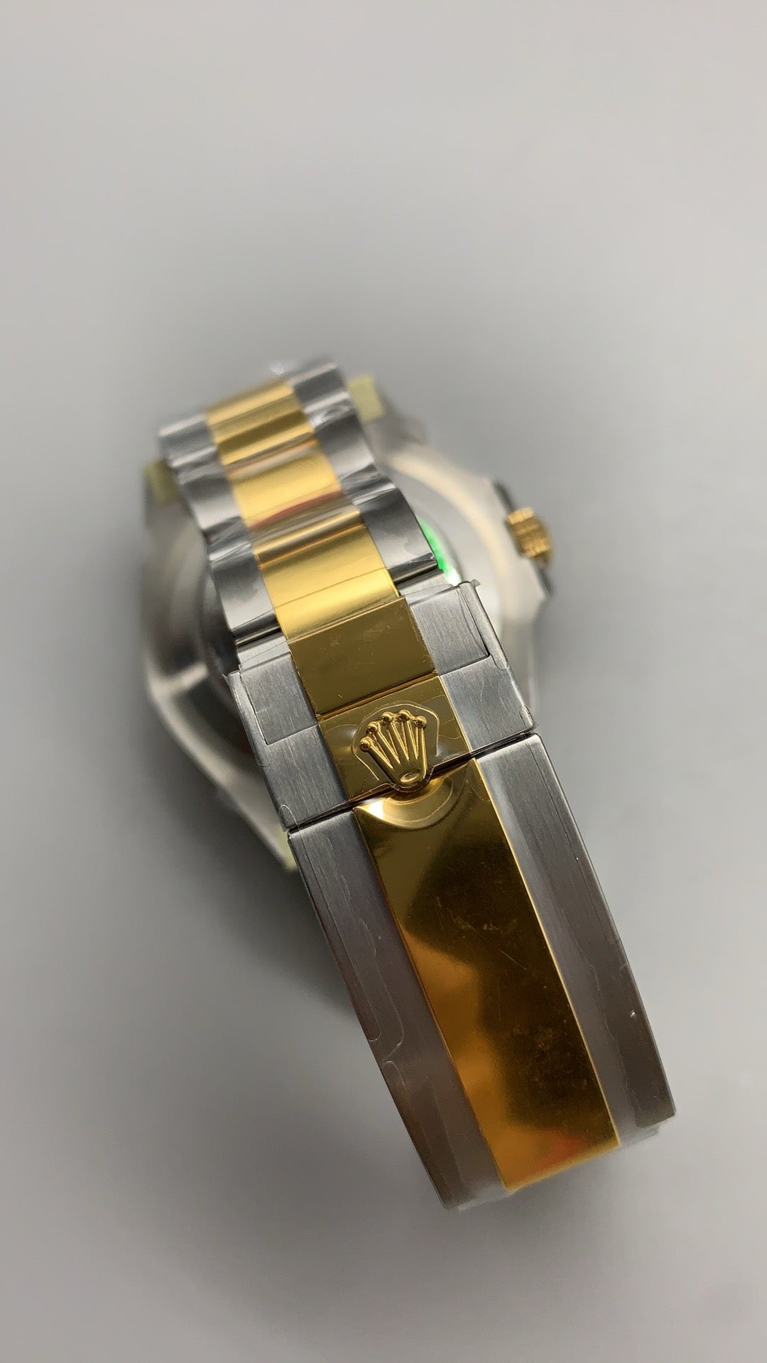 Rolex Sea-Dweller 43 MM | หน้าปัดสีดำ | ตัวเรือน Rolesor (สตีล + ทอง 18K) ขนาดตัวเรือน: 43 มม.