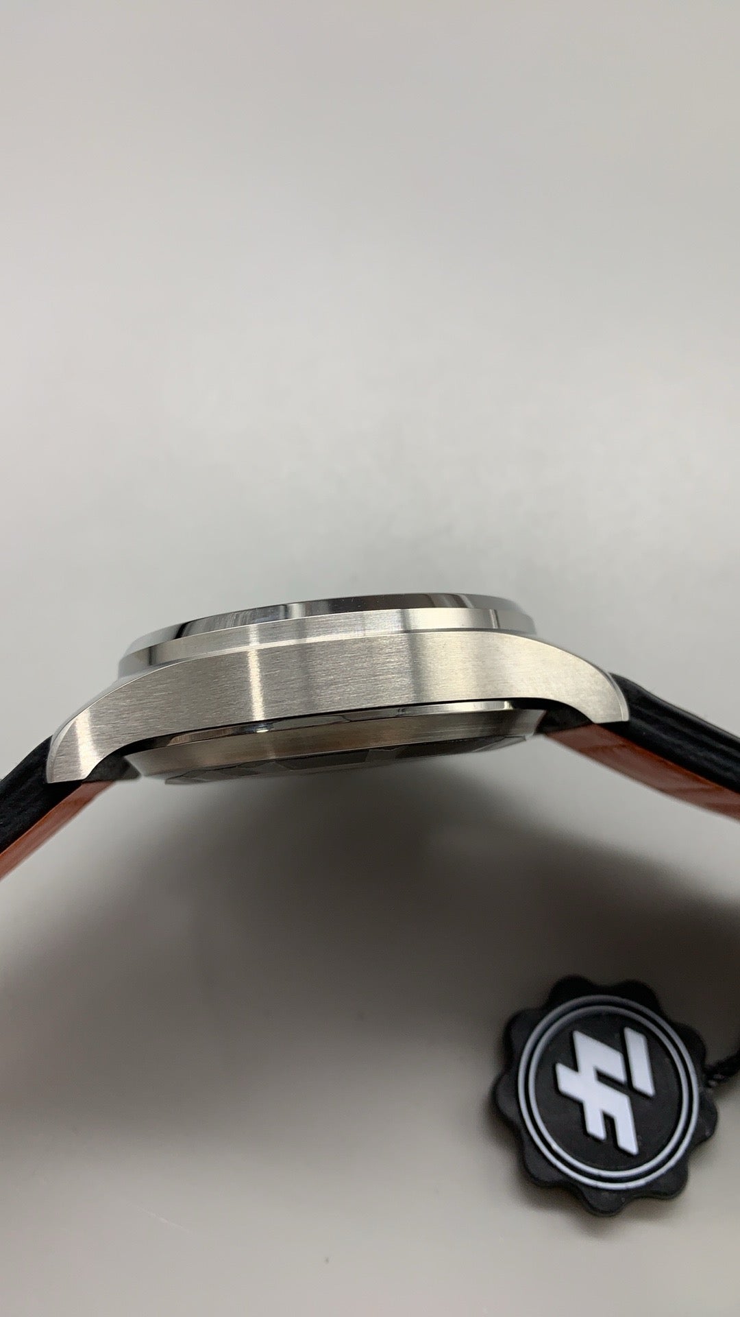 IWC Big Pilot’s Watch | 46MM | ตัวเรือนสแตนเลส | สายหนังลูกวัวสีดำ | กลไกอัตโนมัติ