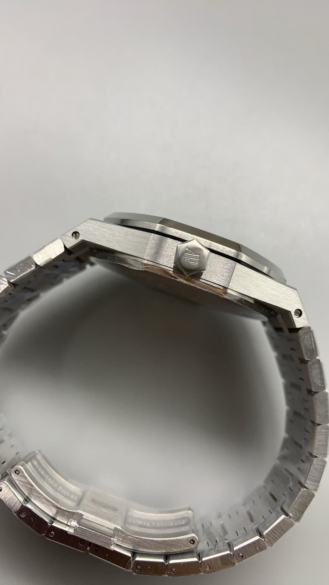 Audemars Piguet Royal Oak Concept Black Panther | 42MM | ตัวเรือนสแตนเลสสตีลเคลือบสีดำแบบ PVD | หน้าปัดตกแต่งตัวการ์ตูน Black Panther | กลไกอัตโนมัติ Flying Tourbillon