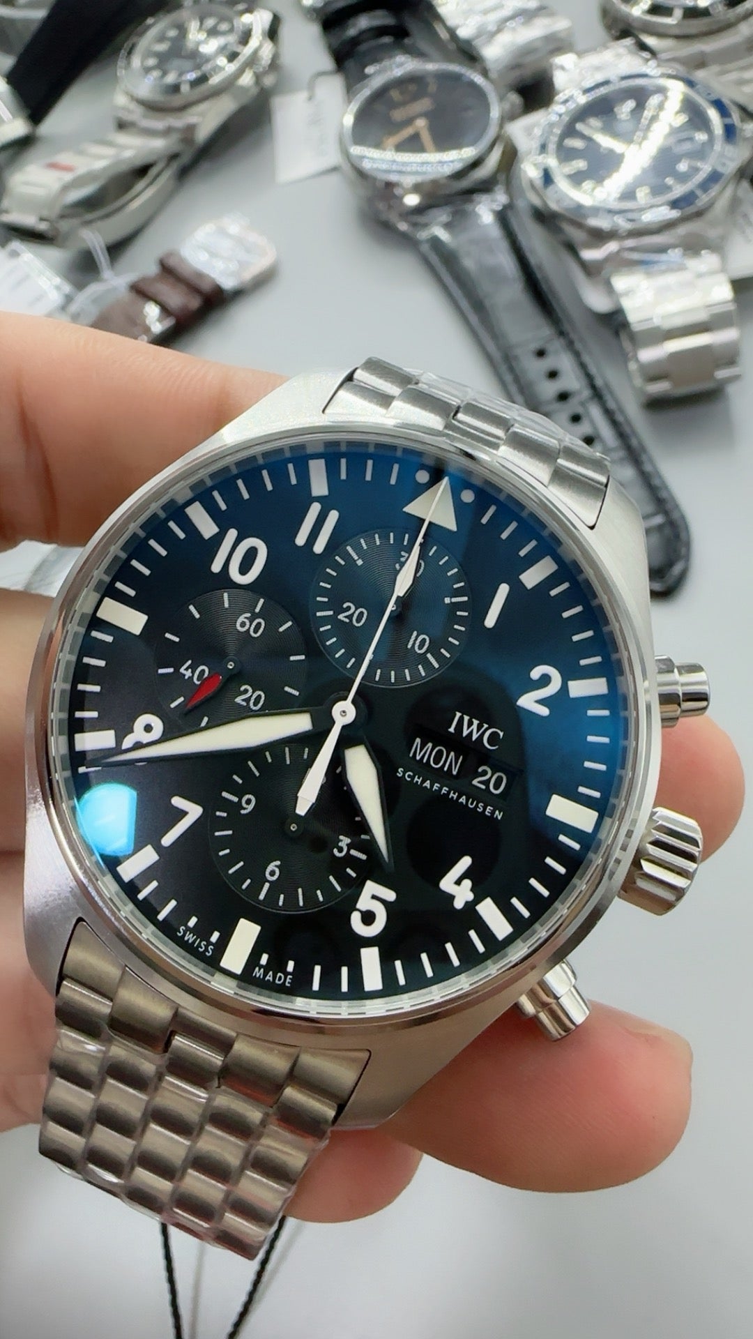 IWC Pilot’s Watch Chronograph | 41MM | ตัวเรือนสแตนเลส | หน้าปัดสีดำ | สายเหล็ก | กลไกอัตโนมัติ Cal.69385