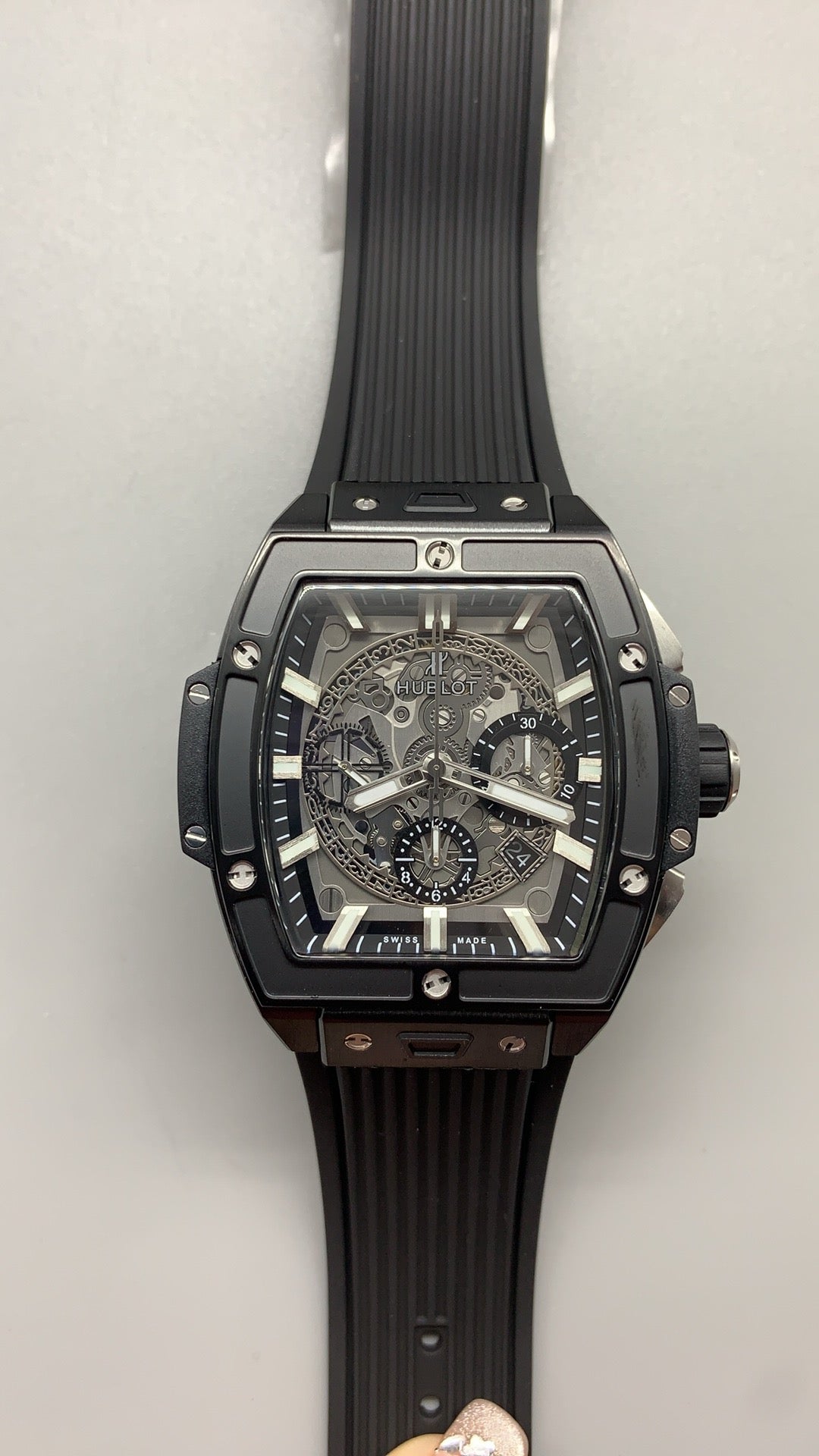 Hublot Spirit of Big Bang | 42MM | ตัวเรือนไทเทเนียมทรงถังไวน์ (Tonneau) | หน้าปัดสเกเลตัน | จับเวลา Chronograph | กลไกอัตโนมัติ HUB4700