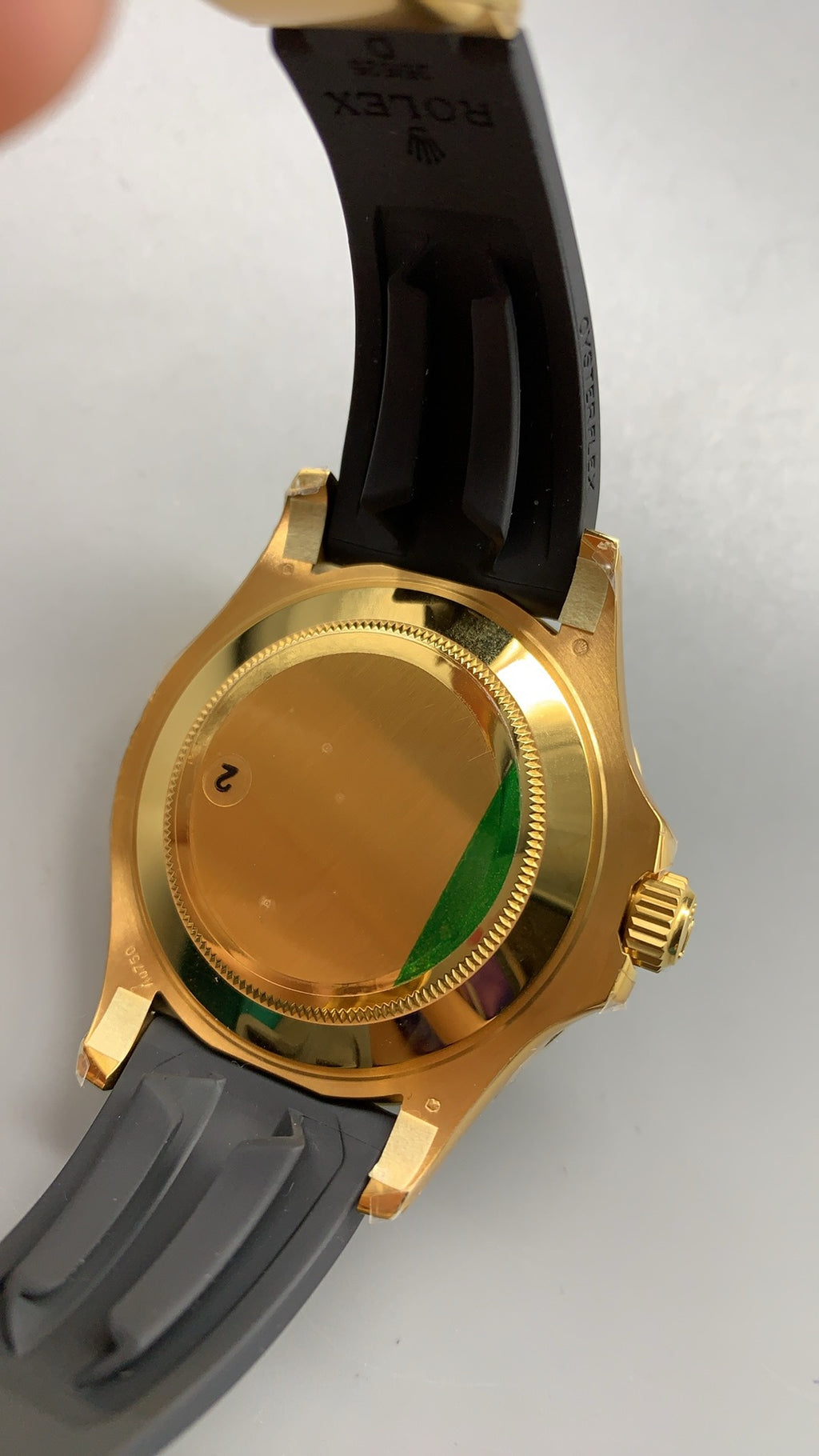 Rolex Yacht-Master 42MM | ตัวเรือนสแตนเลสเคลือบสีทอง PVD | สายยาง Oysterflex | กลไกอัตโนมัติ Cal.3235