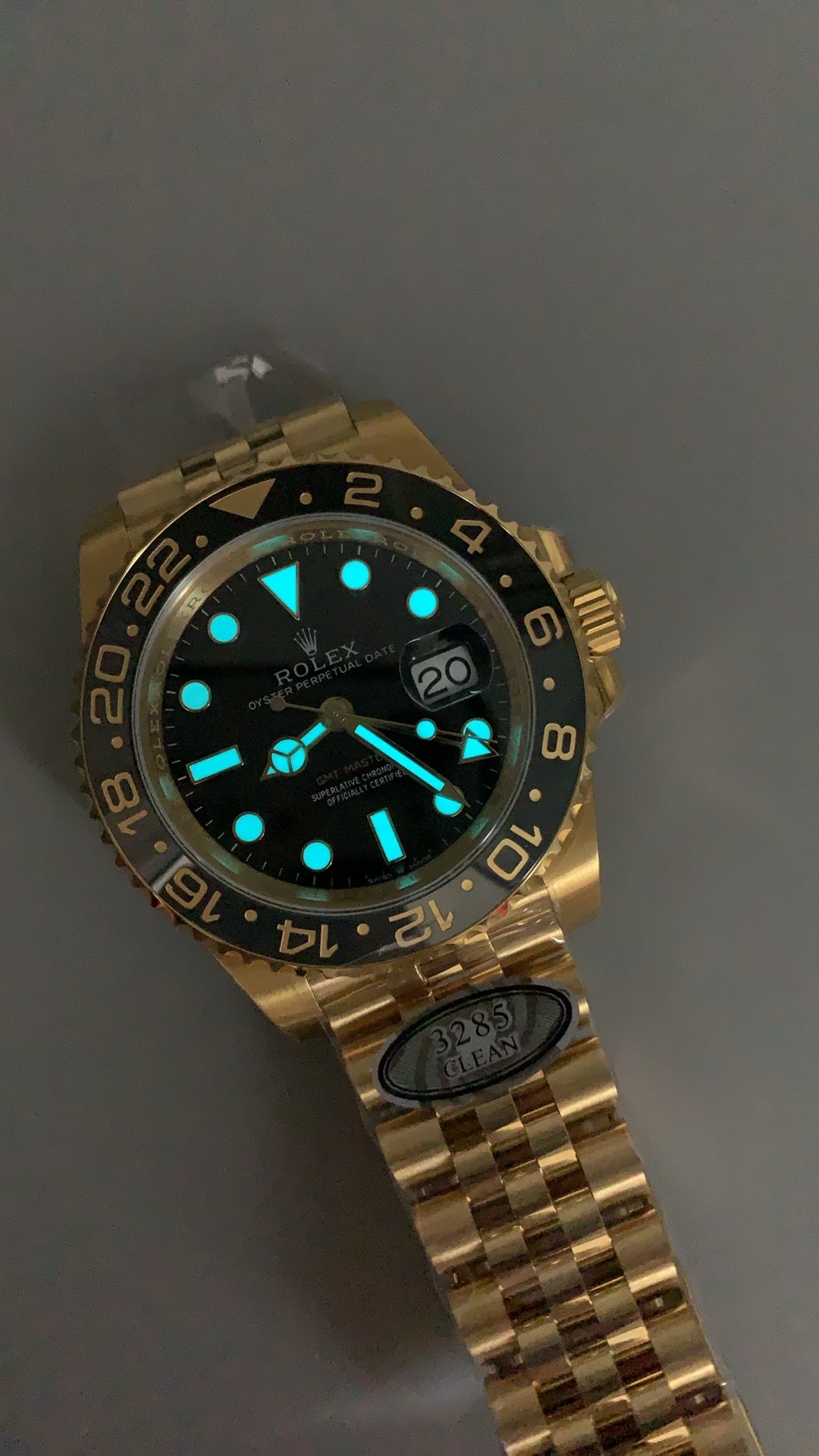 Rolex GMT-Master II 40MM | ขอบเซรามิกสีดำ-เทา (ขอบไข่เยี่ยวม้า) | ตัวเรือนสแตนเลสเคลือบสีทอง PVD | กลไกอัตโนมัติ Cal.3285