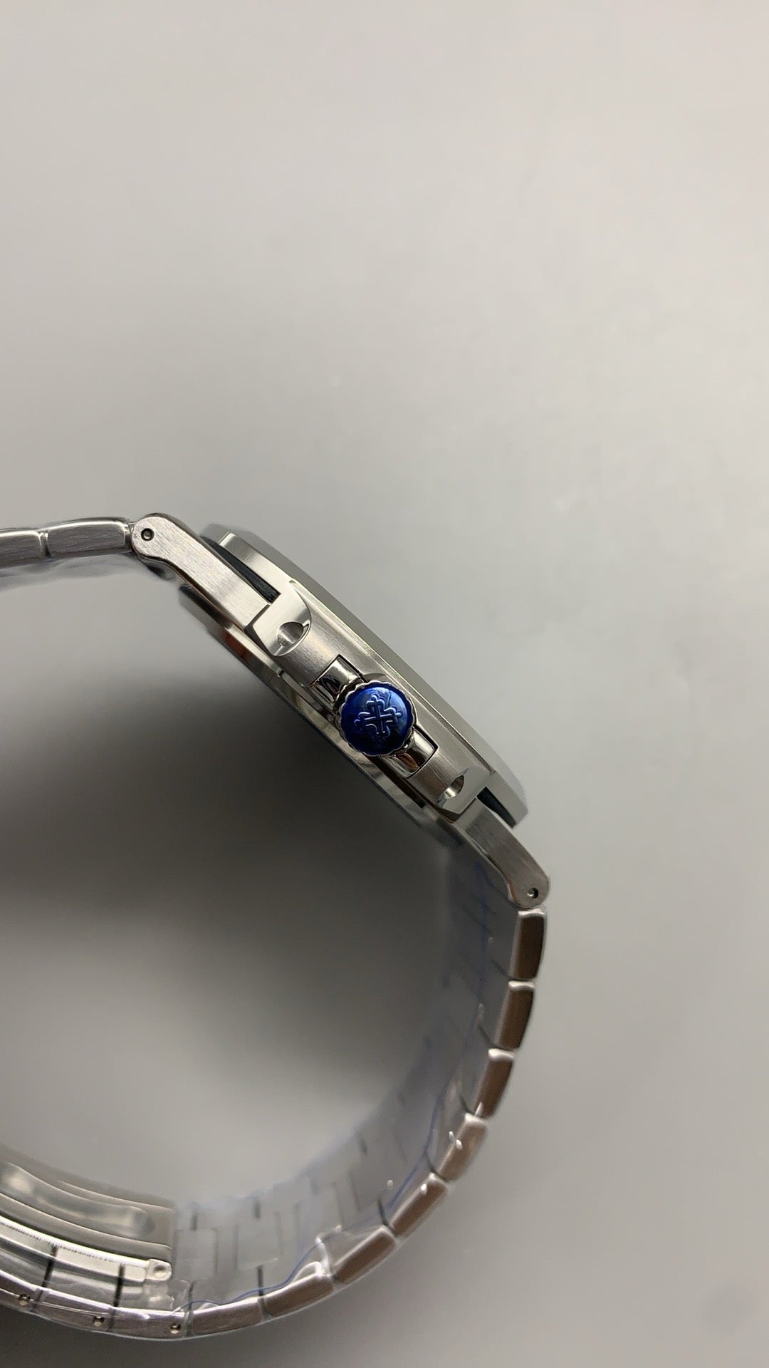 Patek Philippe Nautilus 5711 | 40MM | หน้าปัดสีฟ้า Tiffany | ตัวเรือนสแตนเลสสตีล | กลไกอัตโนมัติ Cal.324 S C