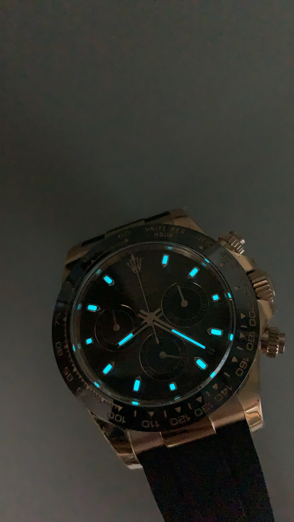 Rolex Daytona 40MM | หน้าปัดสีน้ำตาล | ตัวเรือนสแตนเลสเคลือบสีโรสโกลด์ PVD | สายยาง | กลไกอัตโนมัติ Cal.4130