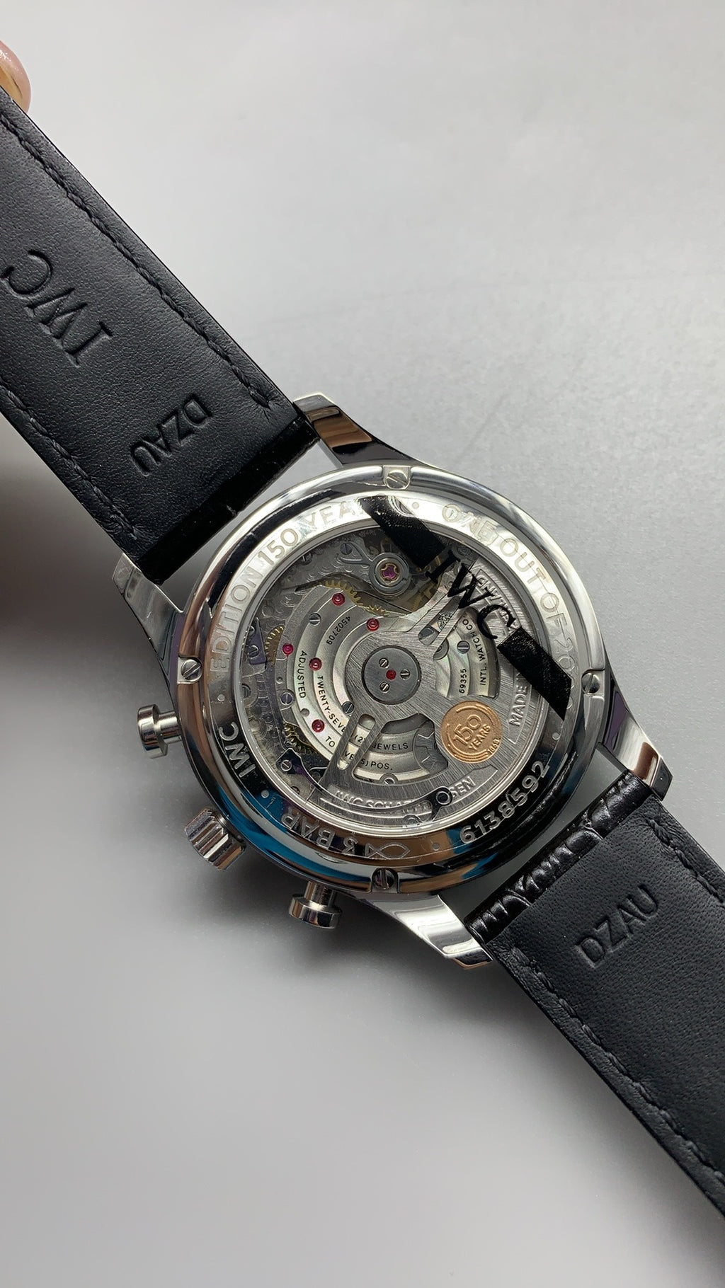 IWC Portugieser Chronograph IW371605 | 41MM | ตัวเรือนสเตนเลสสตีล | หน้าปัดสีขาว | เข็มสีน้ำเงิน | สายหนังจระเข้สีดำ | กลไกอัตโนมัติ Cal.69355