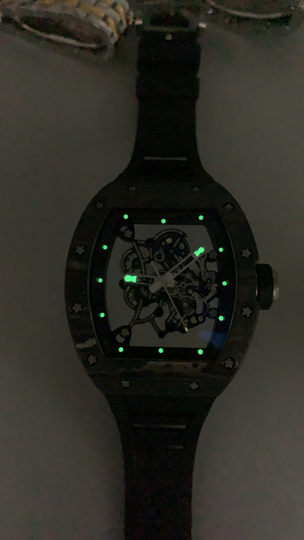 Richard Mille RM055 | 42MM | ตัวเรือนคาร์บอนไฟเบอร์ NTPT + โครงไทเทเนียม | หน้าปัดสเกเลตัน | กลไกไขลานมือ RMUL2