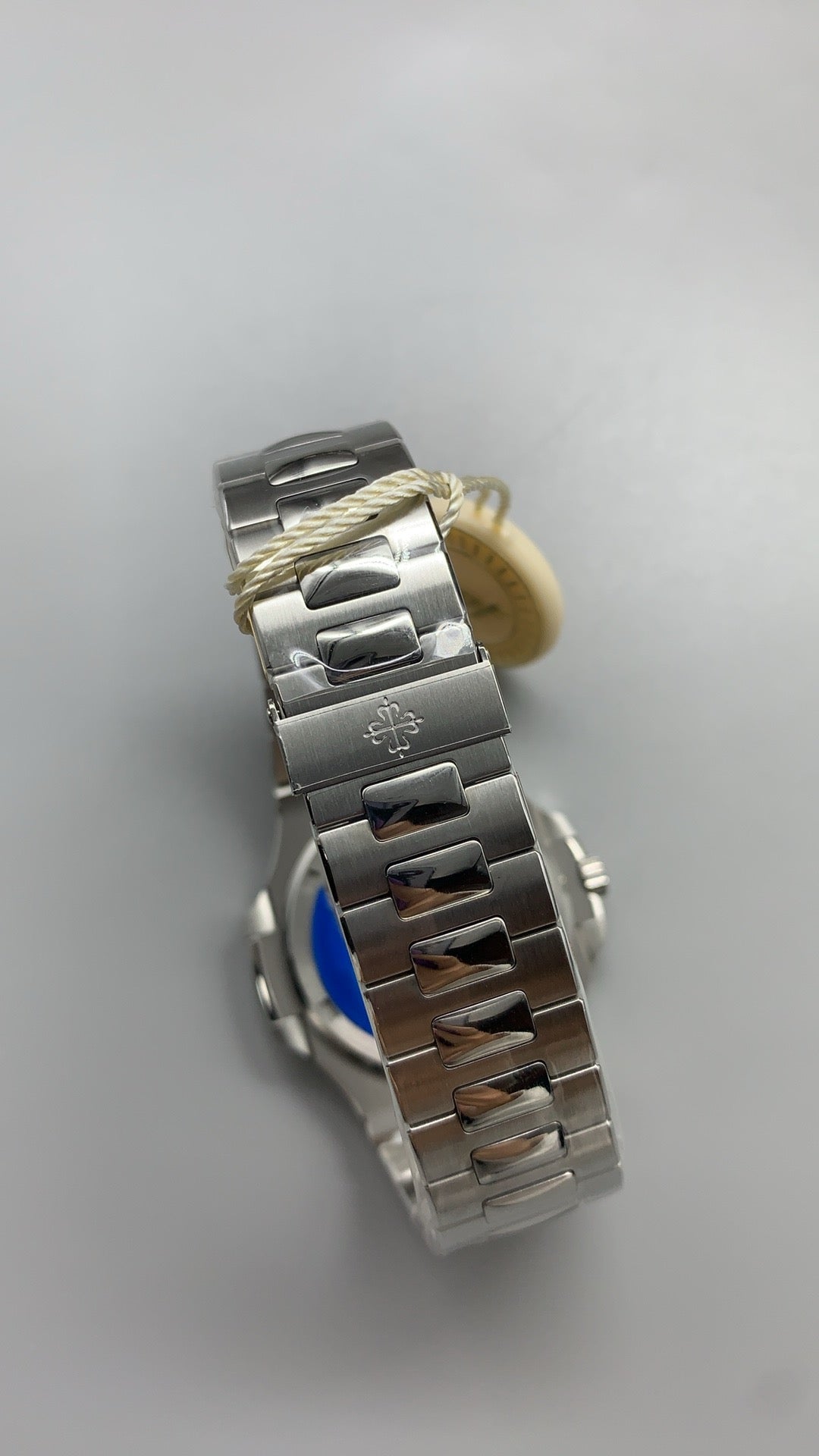 Patek Philippe Nautilus 5711 | 40MM | หน้าปัดสีน้ำเงินลายริ้ว | ตัวเรือนสแตนเลสสตีล | กลไกอัตโนมัติ Cal.324 S C