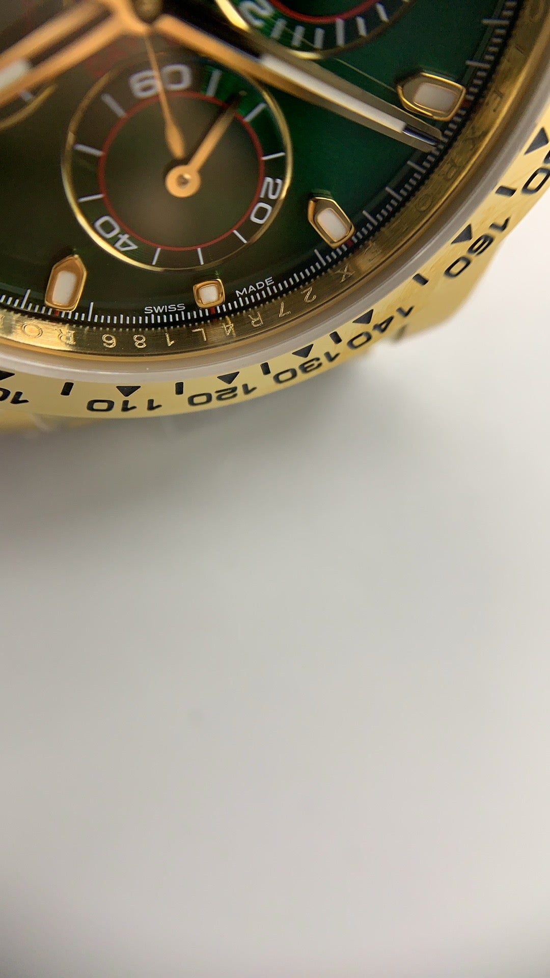 Rolex Daytona 40MM | หน้าปัดสีเขียว | ตัวเรือนสแตนเลสเคลือบสีทอง PVD | กลไกอัตโนมัติ Cal.4130/4131