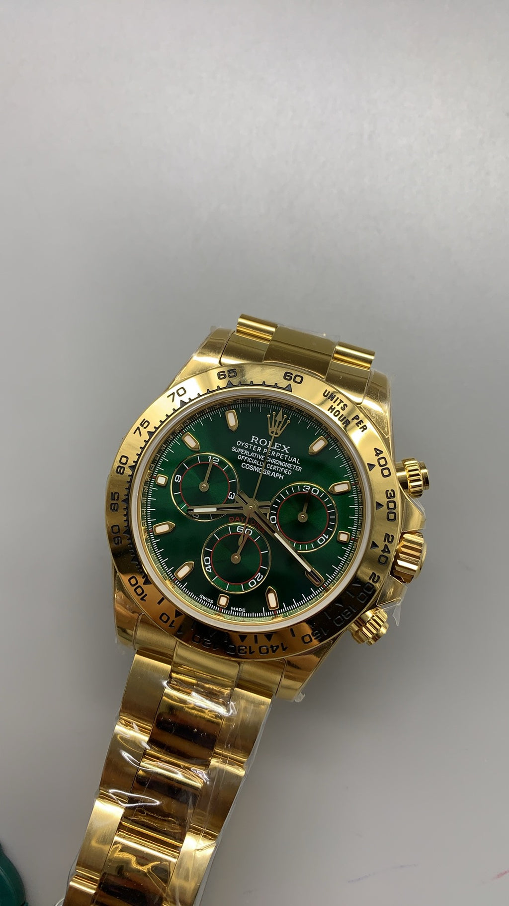Rolex Daytona 40MM | หน้าปัดสีเขียว | ตัวเรือนสแตนเลสเคลือบสีทอง PVD | กลไกอัตโนมัติ Cal.4130/4131