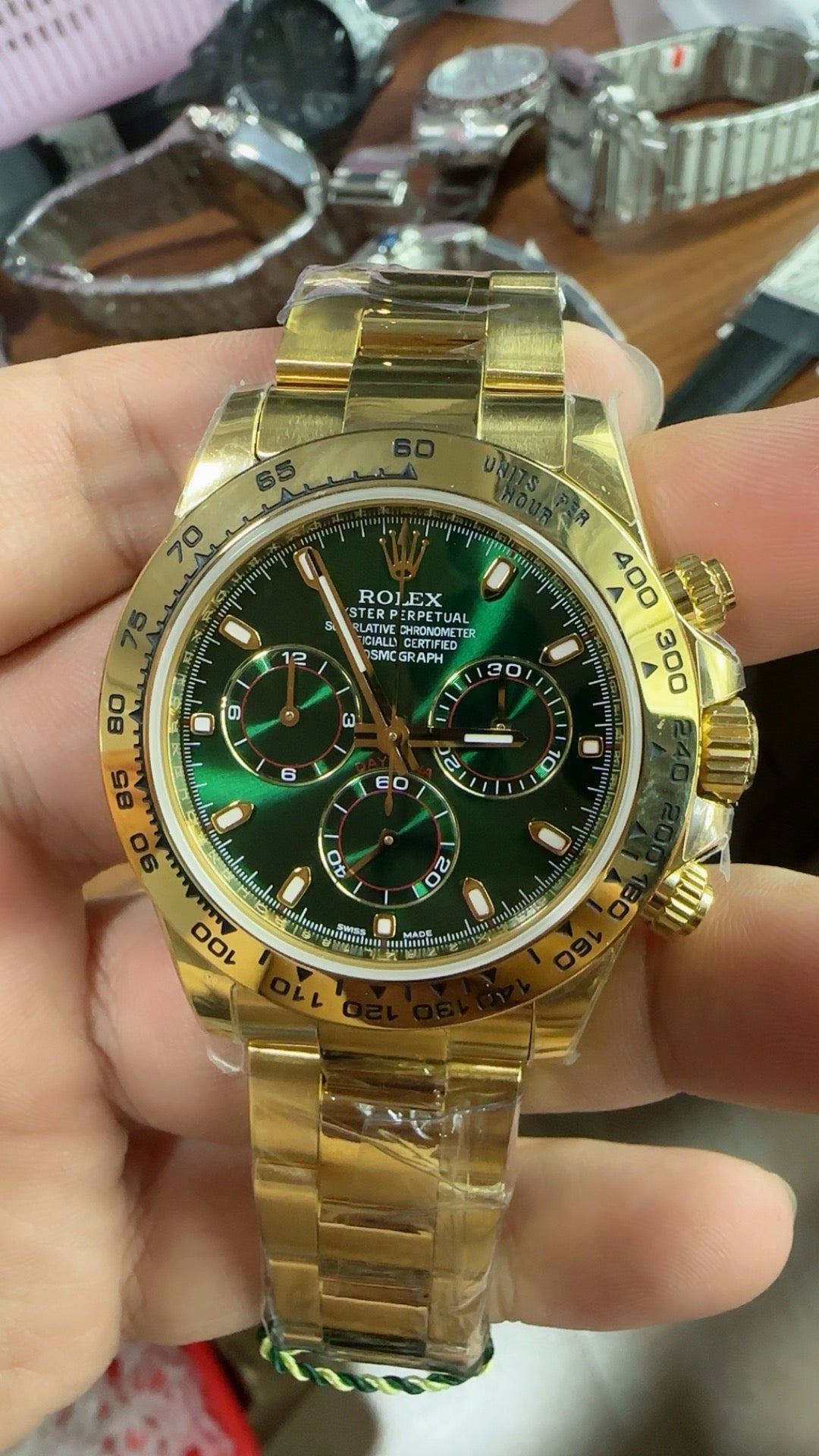 Rolex Daytona 40MM | หน้าปัดสีเขียว | ตัวเรือนสแตนเลสเคลือบสีทอง PVD | กลไกอัตโนมัติ Cal.4130/4131