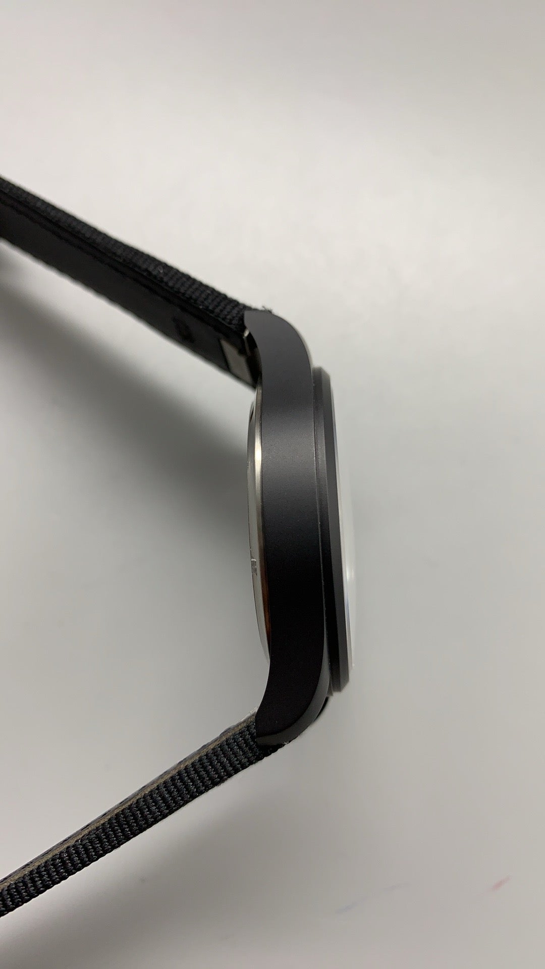 IWC Pilot's Watch Automatic Black Aces | 41MM | ตัวเรือนเซรามิกสีดำ | หน้าปัดสีขาวพิมพ์โลโก้ Black Aces | สายผ้า NATO สีดำ | กลไกอัตโนมัติ Cal.32100