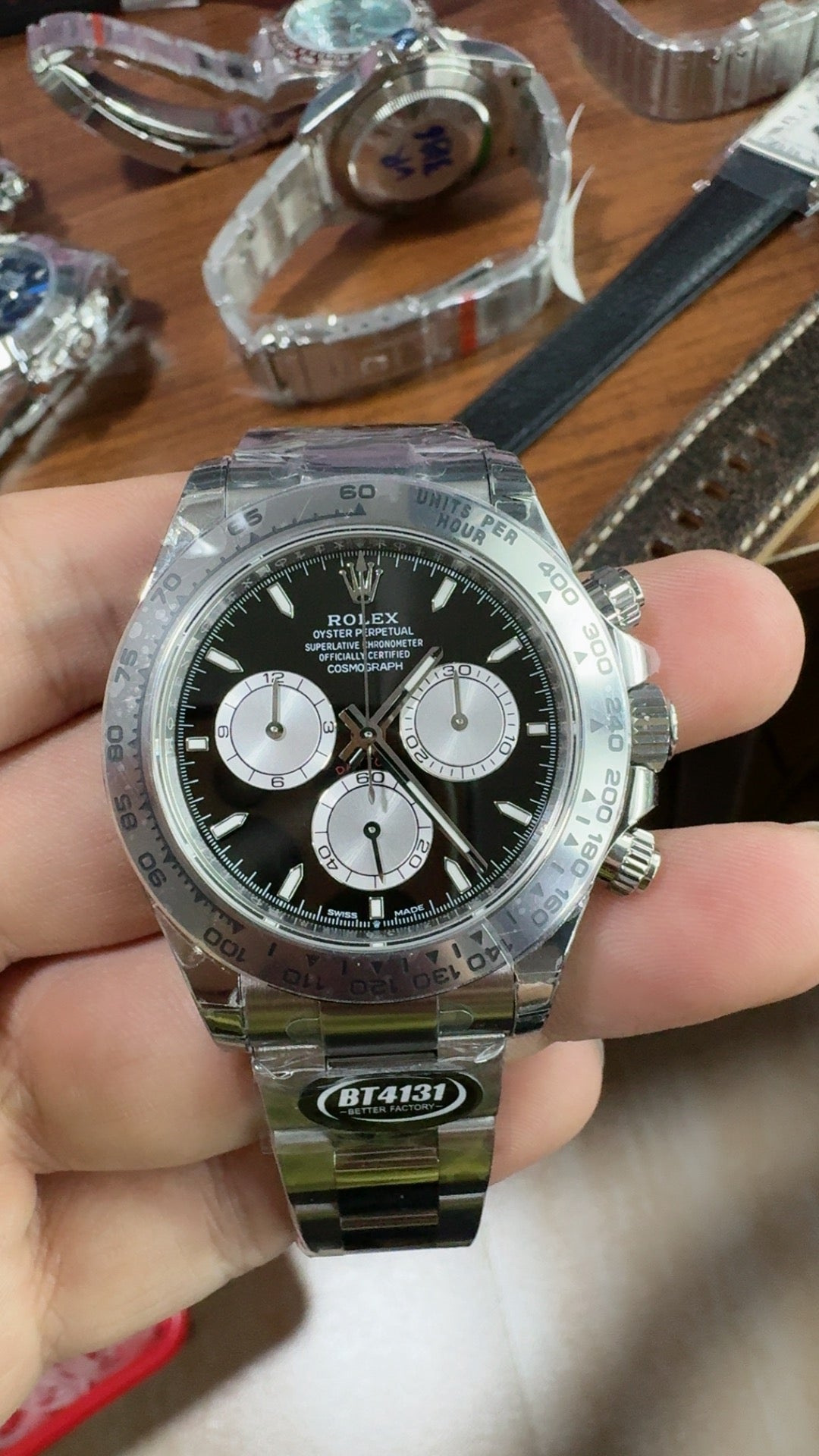 Rolex Daytona 40MM | หน้าปัดสีดำ | ตัวเรือนสแตนเลสเคลือบสีไวท์โกลด์ PVD | กลไกอัตโนมัติ Cal.4131