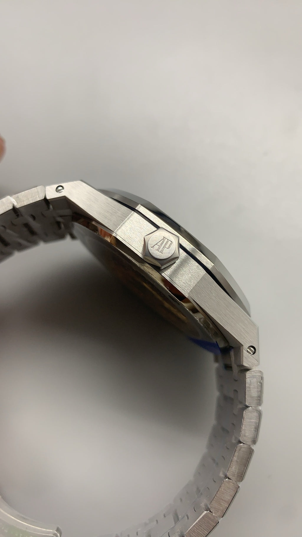 Audemars Piguet Royal Oak 15500ST | 41MM | ตัวเรือนสแตนเลสสตีล | หน้าปัดสีขาว | กลไกอัตโนมัติ Cal.4302