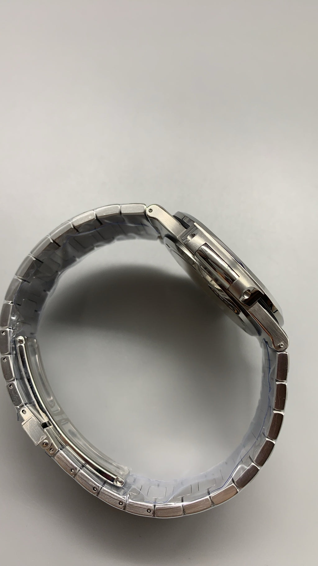 Patek Philippe Nautilus 5711 | 40MM | หน้าปัดสีขาวลายริ้ว | ตัวเรือนสแตนเลสสตีล | กลไกอัตโนมัติ Cal.324 S C