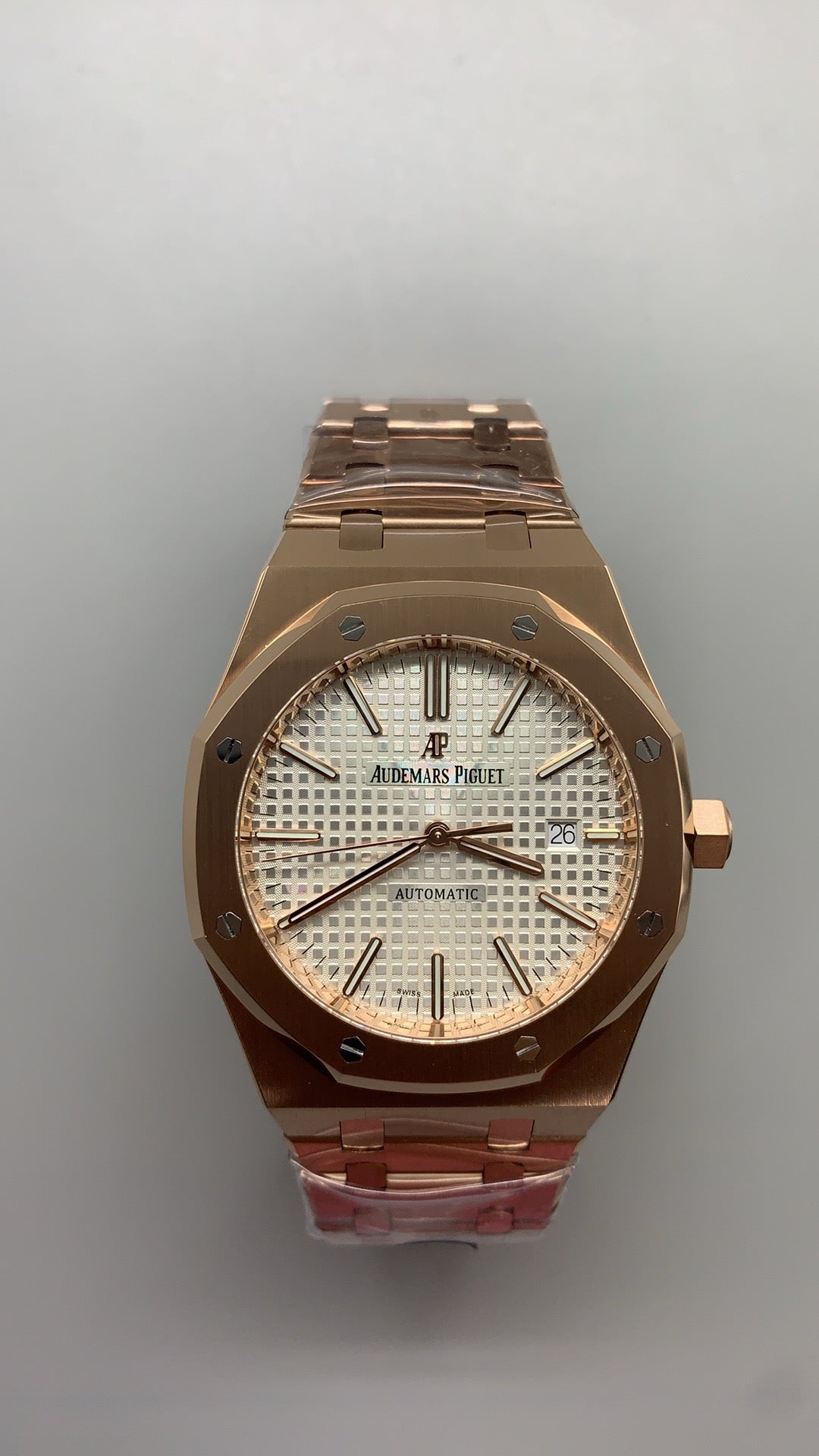 Audemars Piguet Royal Oak 15400 | 41MM | ตัวเรือนสแตนเลสสตีลเคลือบสีโรสโกลด์แบบ PVD | หน้าปัดสีขาว | กลไกอัตโนมัติ Cal.3120