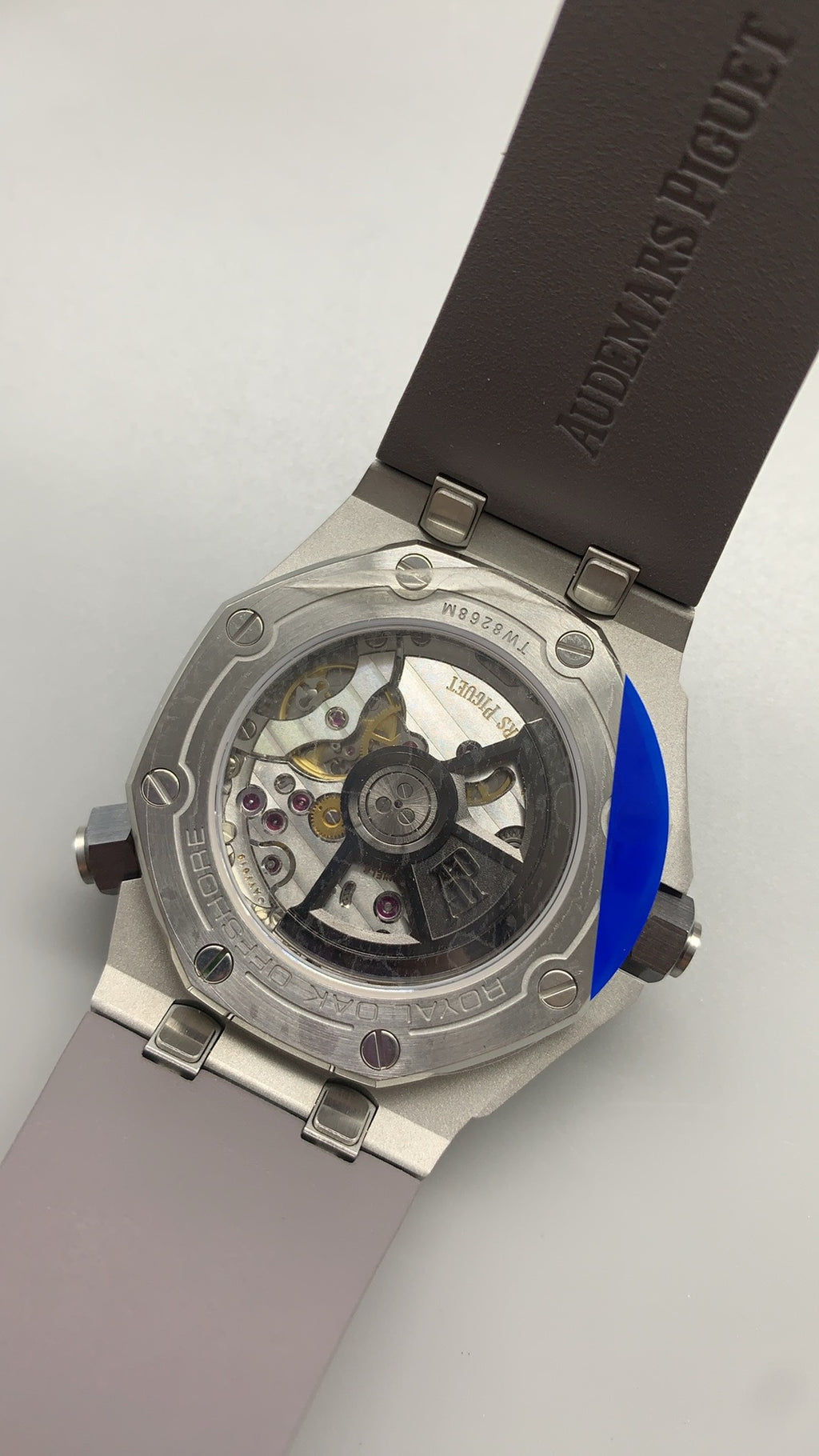 Audemars Piguet Royal Oak Offshore Diver 15720ST | 42MM | ตัวเรือนสแตนเลสสตีล | หน้าปัดสีเทา | สายยางถอดเปลี่ยนเร็ว | กลไกอัตโนมัติ Cal.4308