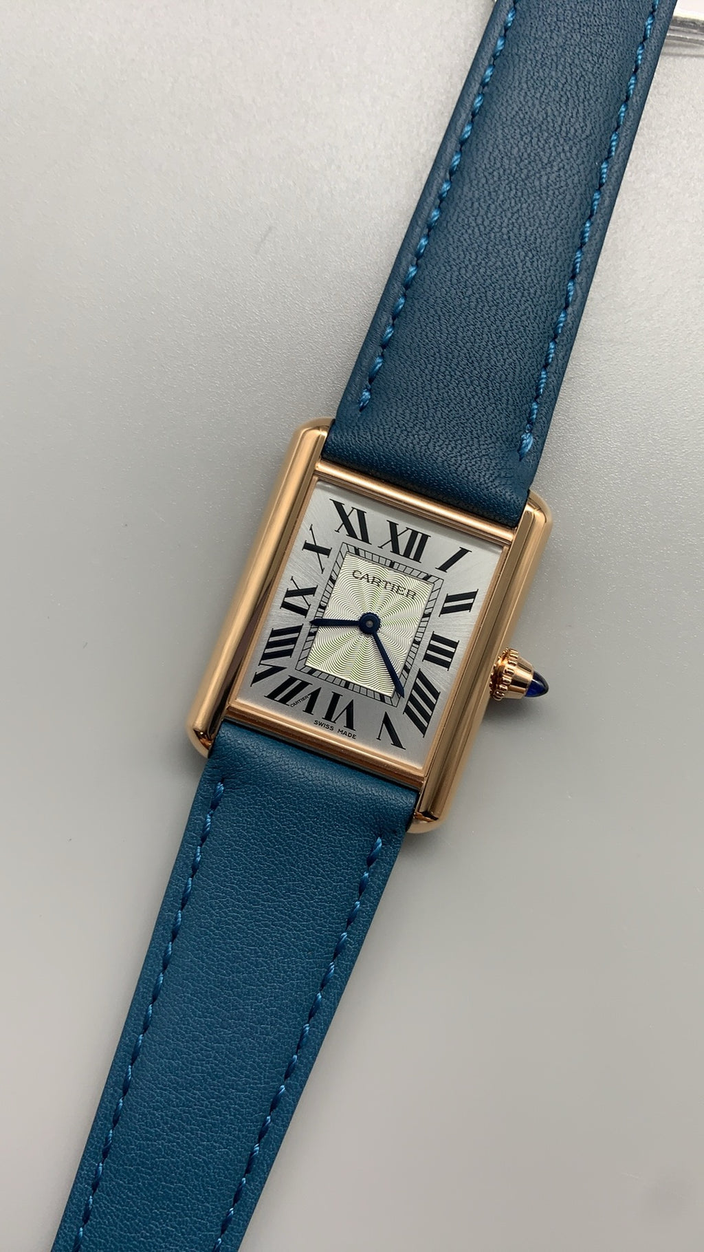 Cartier Tank Must de Cartier | ขนาดกลาง 33×25 มม. | สีโรสโกลด์ | ควอตซ์ (Quartz)