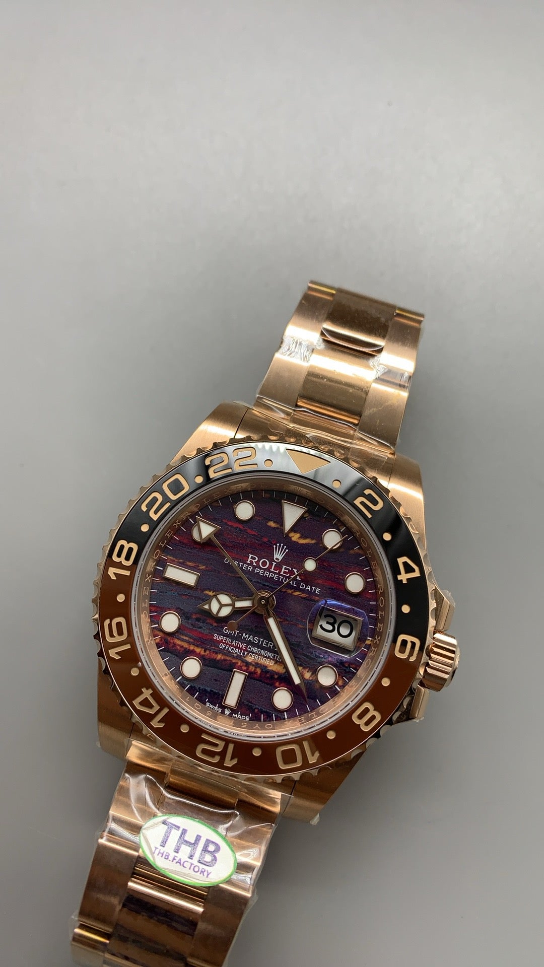 Rolex GMT-Master II 40MM | หน้าปัดลายก้อนเมฆ | ตัวเรือนสแตนเลสเคลือบสีโรสโกลด์ PVD | กลไกอัตโนมัติ Cal.3285