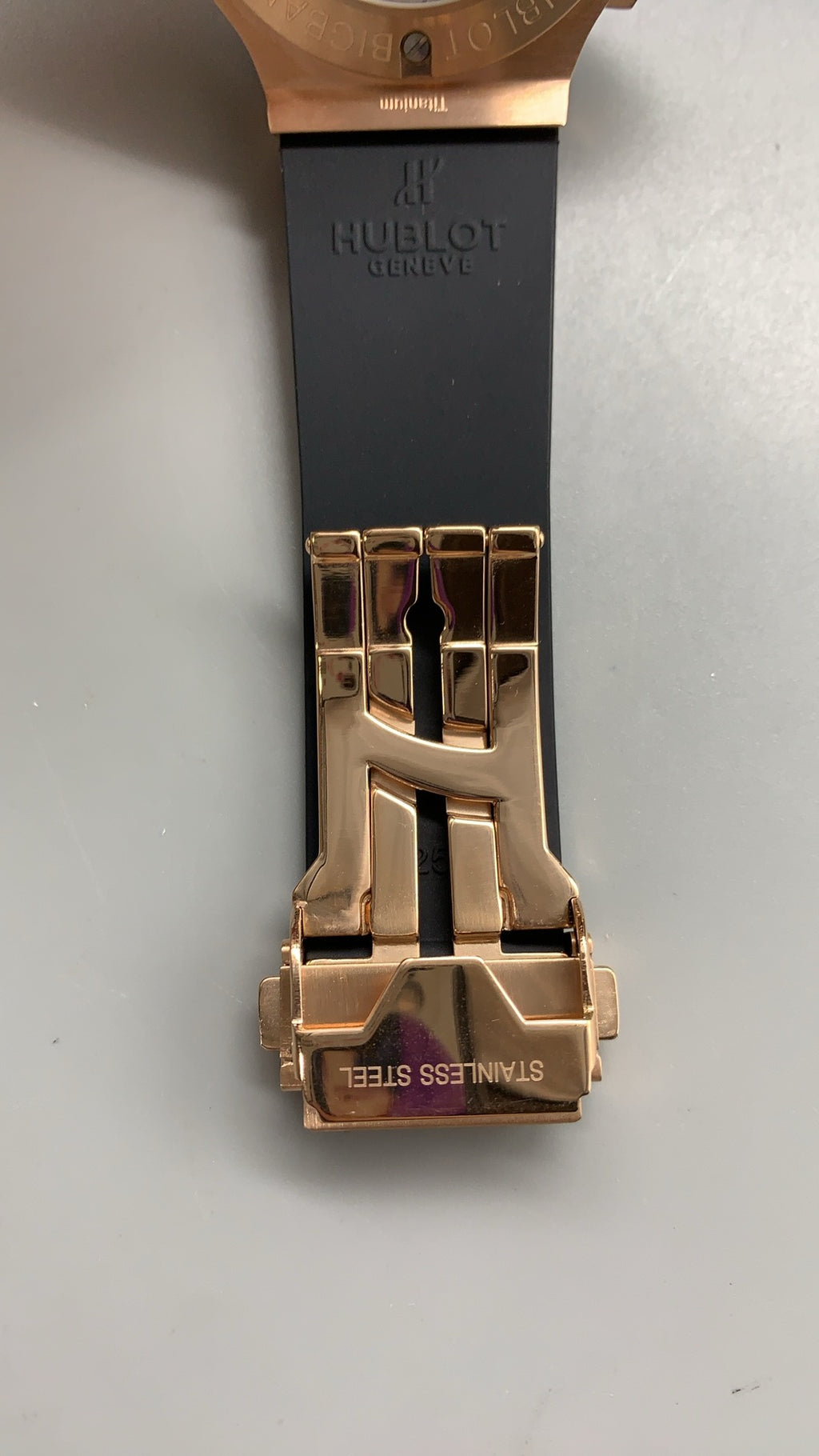 Hublot Big Bang Chronograph | 44MM | ตัวเรือนสแตนเลสสตีลเคลือบสีโรสโกลด์แบบ PVD | หน้าปัดสเกเลตัน | จับเวลา Chronograph | กลไกอัตโนมัติ HUB4100